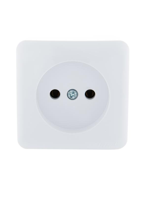 Розетка 1-м ОП Viola 16А IP20 без заземл. бел. 751-0200-121