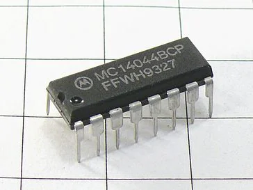 Микросхема MC14044BCP