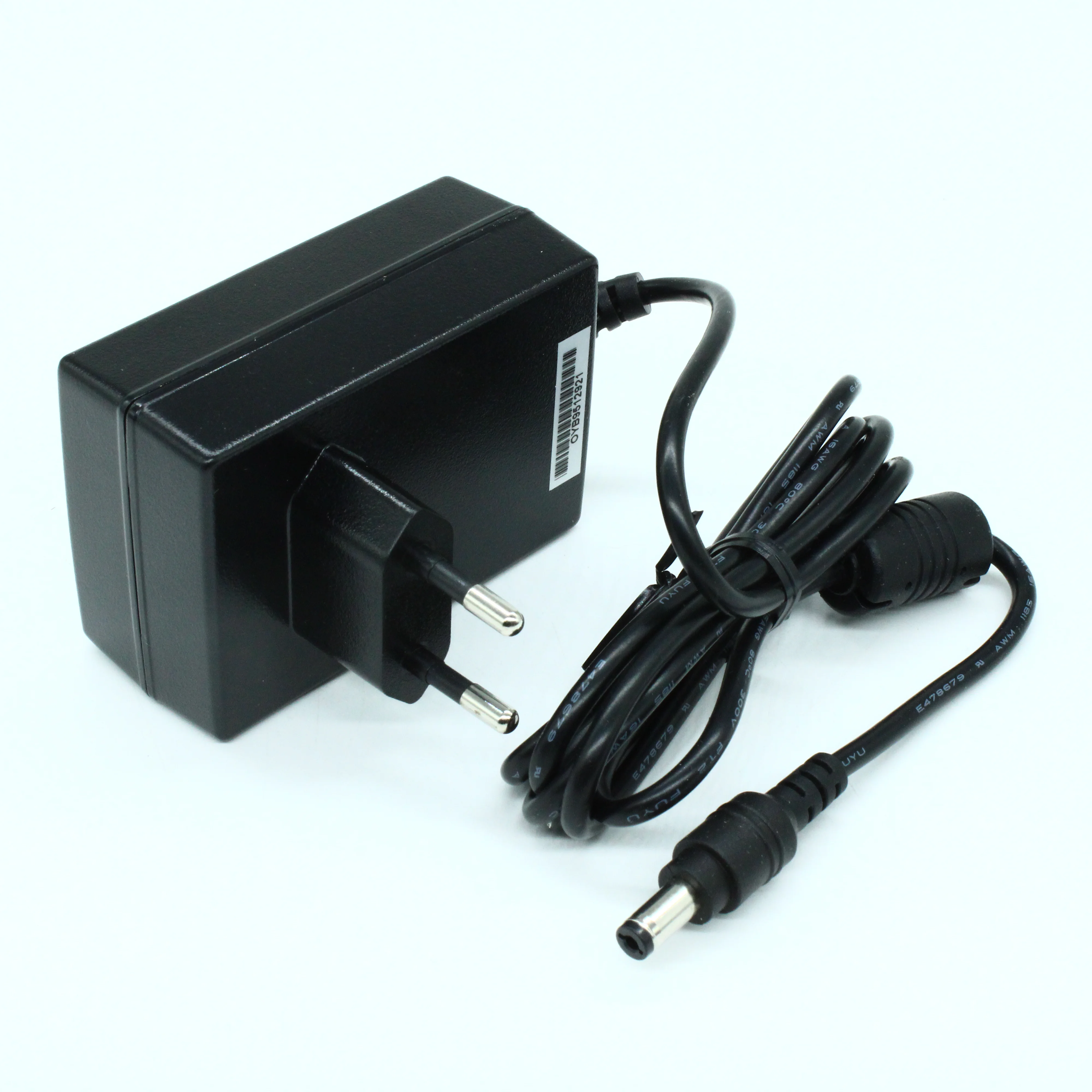 GS25E12-P1J - AC-DC, 25Вт, вход 90...264B AC 47...63 Гц, 135...370B DC, выход 12B/2,08A, изоляция 4242B AC, 79x54x33мм, 0...+50°С, евровилка 2P, выходной разъем 11, диам. 5.5х2.1мм