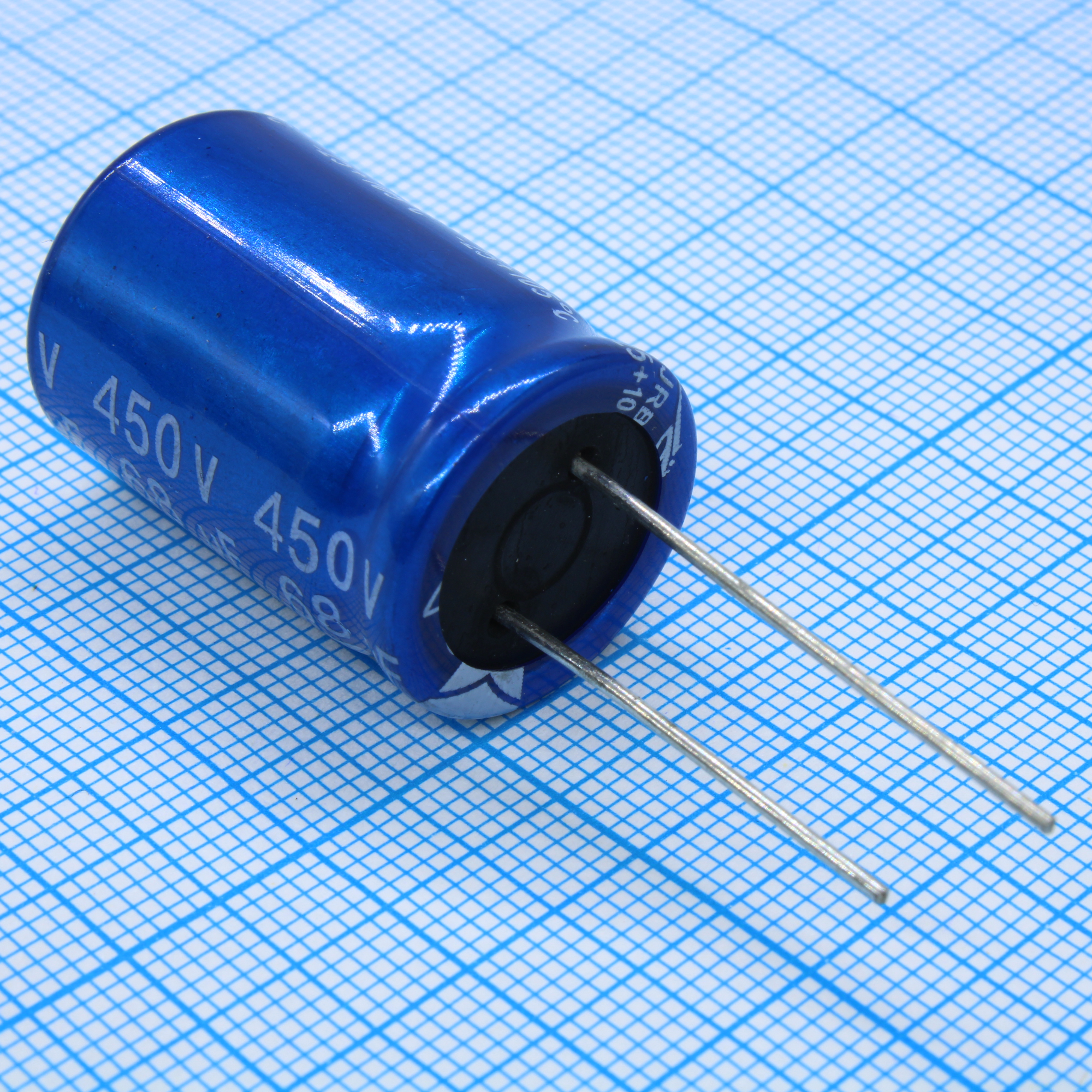 JRB2W680M07501800260000B - Конденсатор электролитический алюминиевый 68мкФ 450В ±20% (18х26)мм радиальный, шаг 7.5мм 366мА 2000час 105°C россыпь