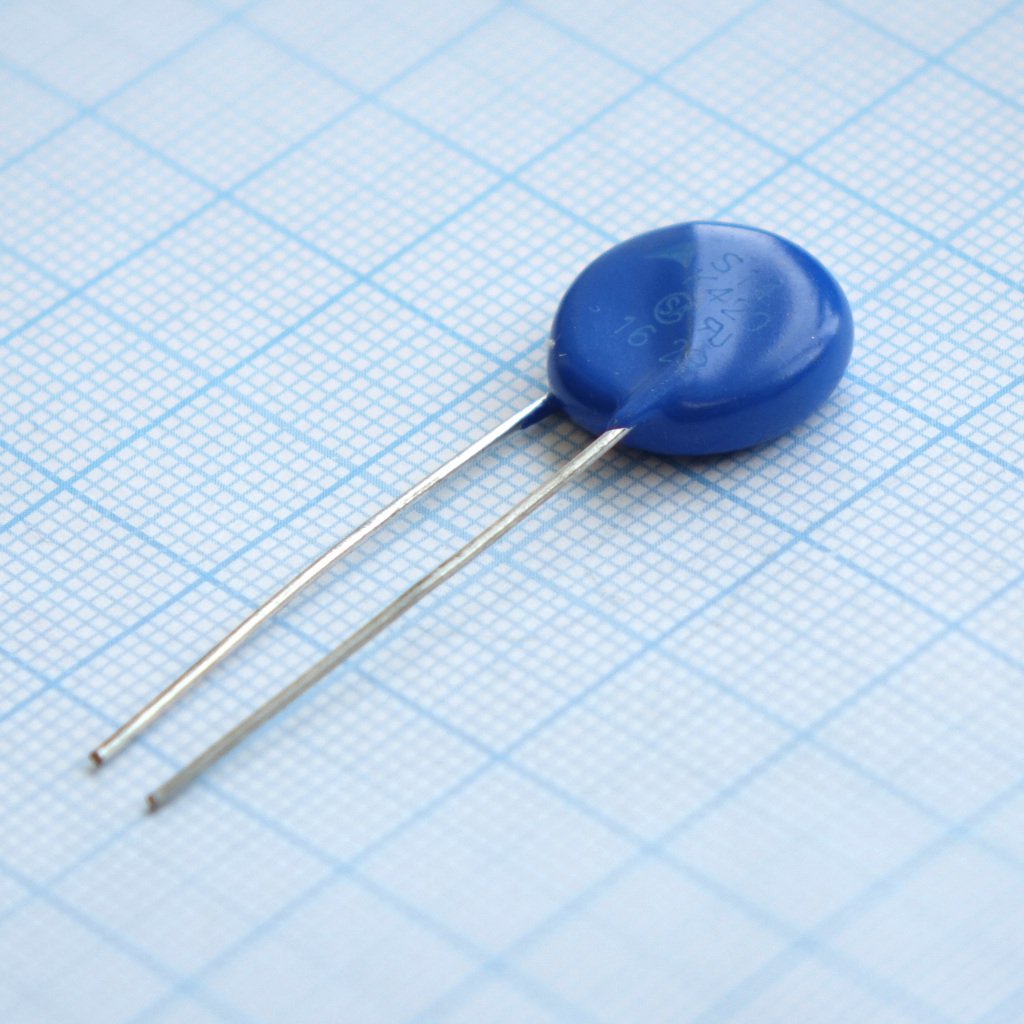 B72214S0511K101 - Варистор 510Vac/670Vdc, 4500A, 820V(1mA), 0.6Вт, радиальные выводы, россыпь