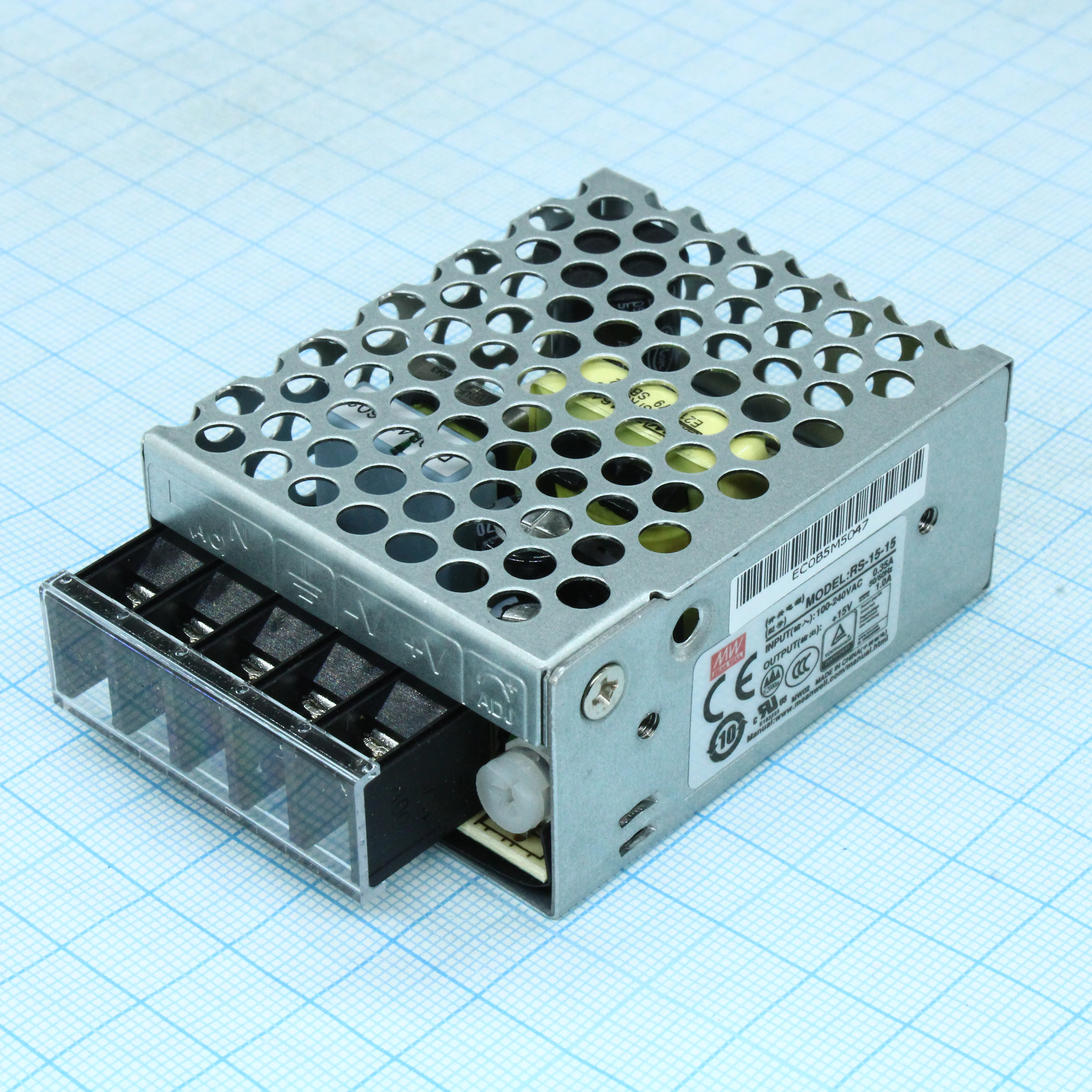 RS-15-15 - AC-DC, 15Вт, выход 15В/1A, рег. вых 13.5…16.5 В , вход 88…264В AC, 47…63Гц / 125…373 В DC,  изоляция 3000В AC, в кожухе 62,5х51х28мм, -20…+70°С
