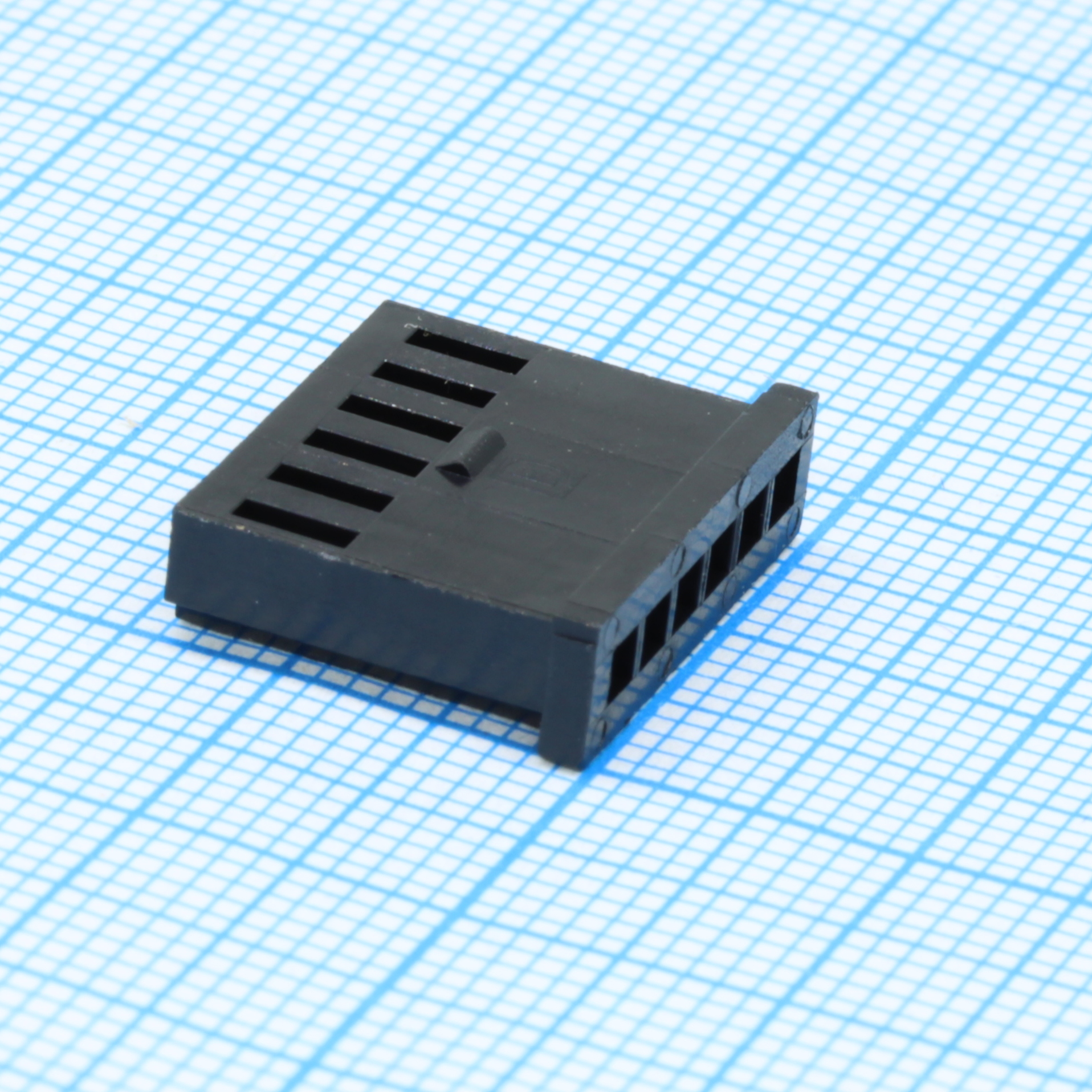 I-DS1070-07-SCB01X6 - Корпус разъема розетка 1х6 контактов шаг 2.54мм