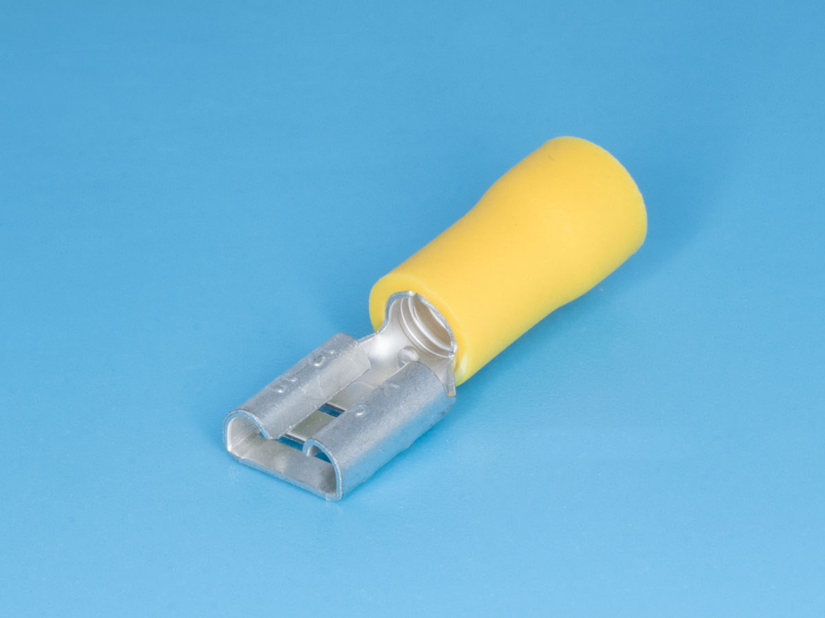 TAI-5.5F - Клемма ножевая 6,3мм, гнездо на провод 4,0-6,0мм, изолированная, кратно 100шт.