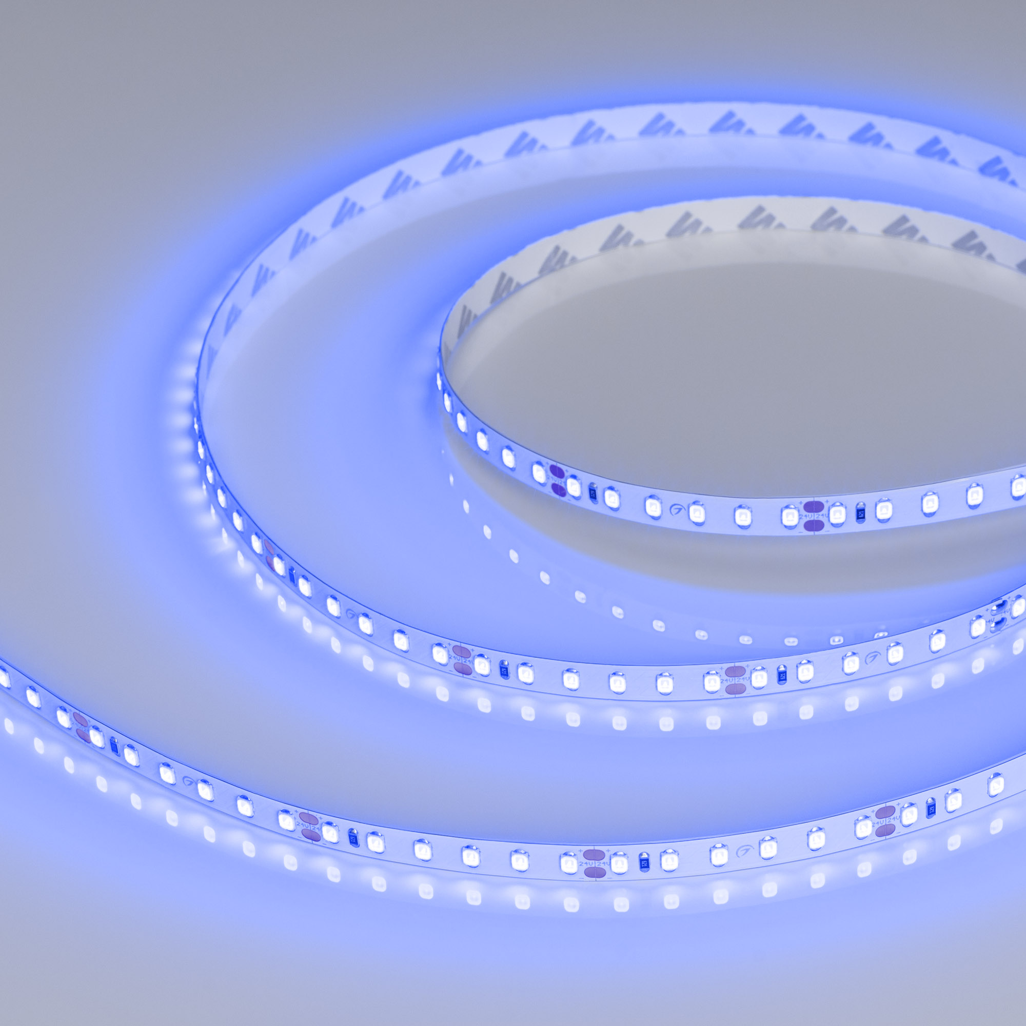 Лента RT-A120-8mm 24V Blue (9.6 W/m, IP20, 2835, 5m) 008783(3) - Светодиодная лента RT-A120, открытая. Светодиоды 3528, 120 шт/м (600 шт на 5 м), белая плата, ширина 8 мм, скотч 3M. Цвет СИНИЙ 470 nm, угол 120°. Питание 24V, мощность 9.6 Вт/м (48 Вт на 5 