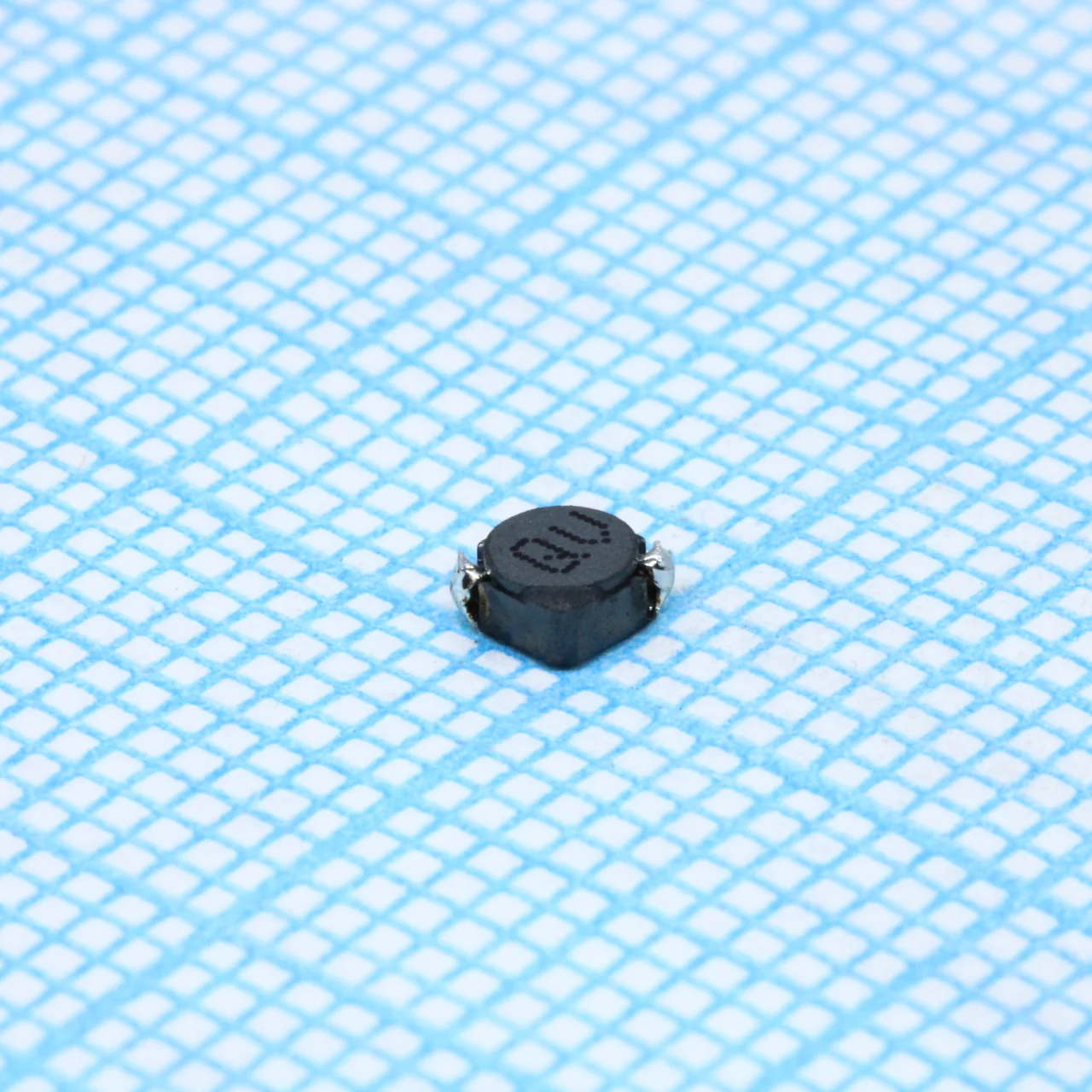 CDRH2D14NP-R60NC - Силовая SMD индуктивность 0.6мкГн ±35% 2.2A 0.033Ом c магнитным экраном