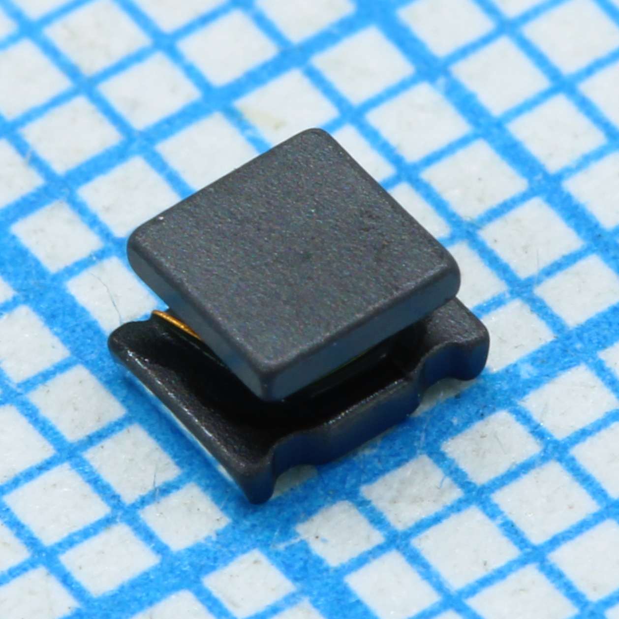 LQH32MN120J23L - Чип-индуктивность проволочная неэкранированная 12мкГн ±5% 1МГц 35Q-фактор феррит 180мА 2Ом по постоянному току