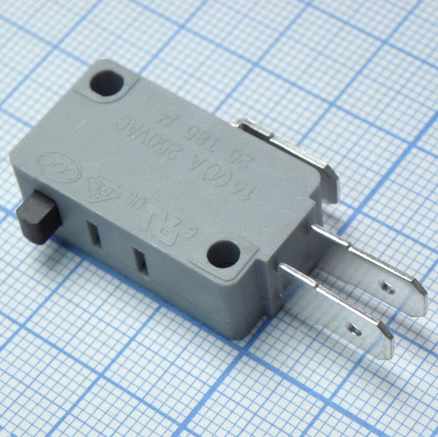 Микропереключатель  СВЧ печи - 28*16*10мм 1 группа на переключение, контакты шириной 6.3мм