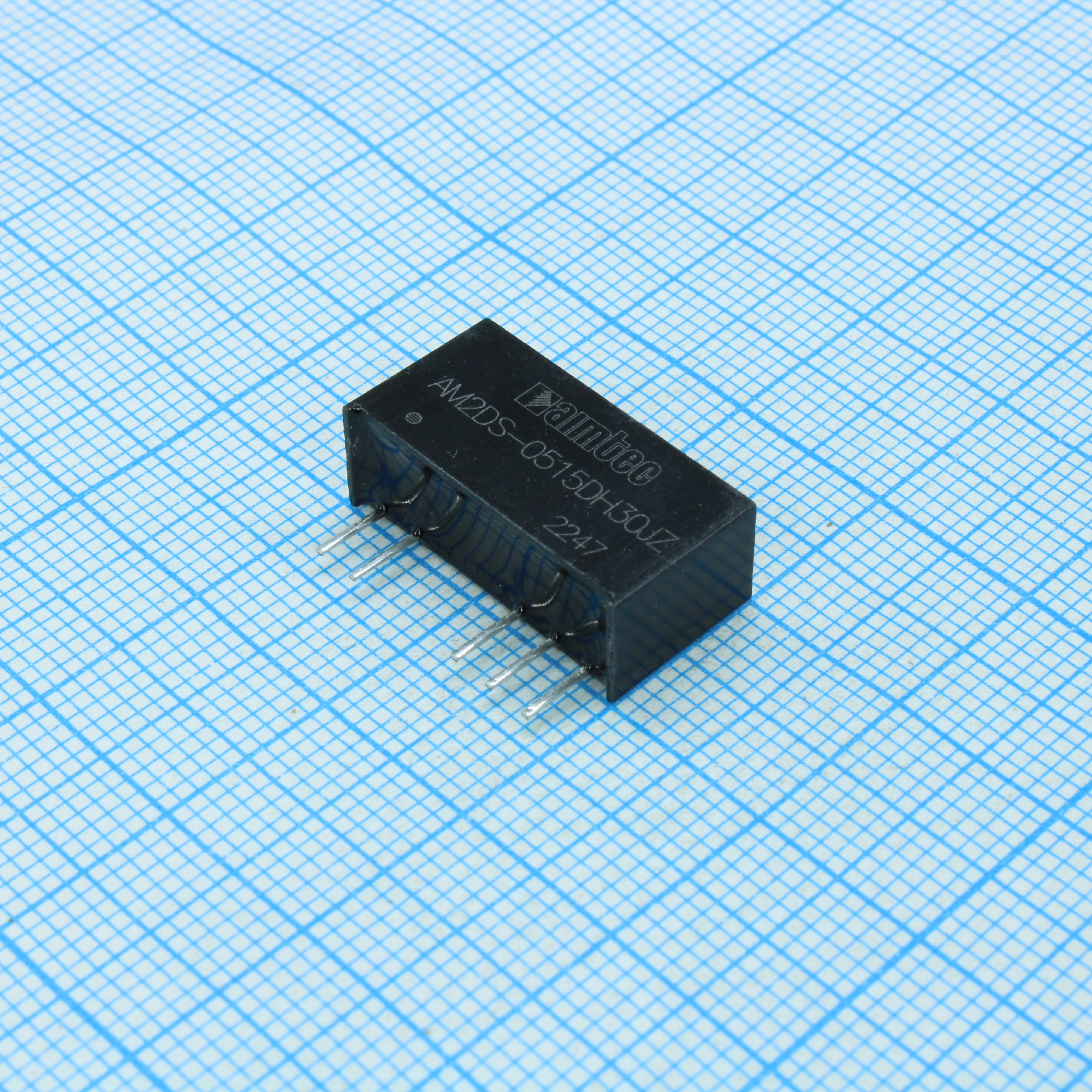 AM2DS-0515DH30JZ - DC/DC, 2Вт, вход 4.5…5.5В, выход ±15В/±0.007…0.067А, изоляция 3000В DC, КПД 86%, максимальная емкостная нагрузка не более ±220мкФ, SIP7, 19.65x7.05x10.16мм, -40…105°C, пластик