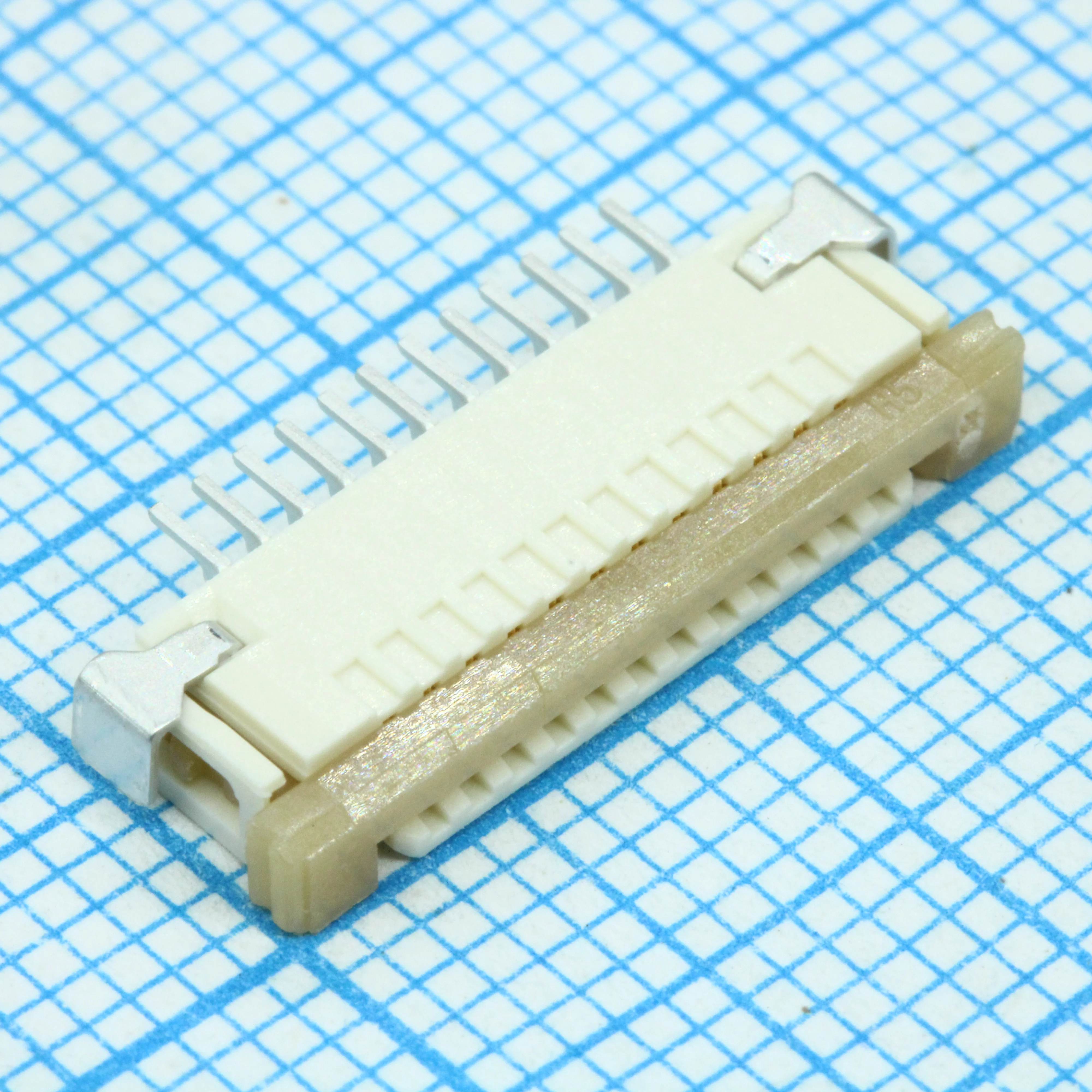522071260 - FFC / FPC разъем, 1 мм, 12 контакт(-ов), Гнездо, Easy-On 52207 Series, Поверхностный Монтаж, лента на ктушке