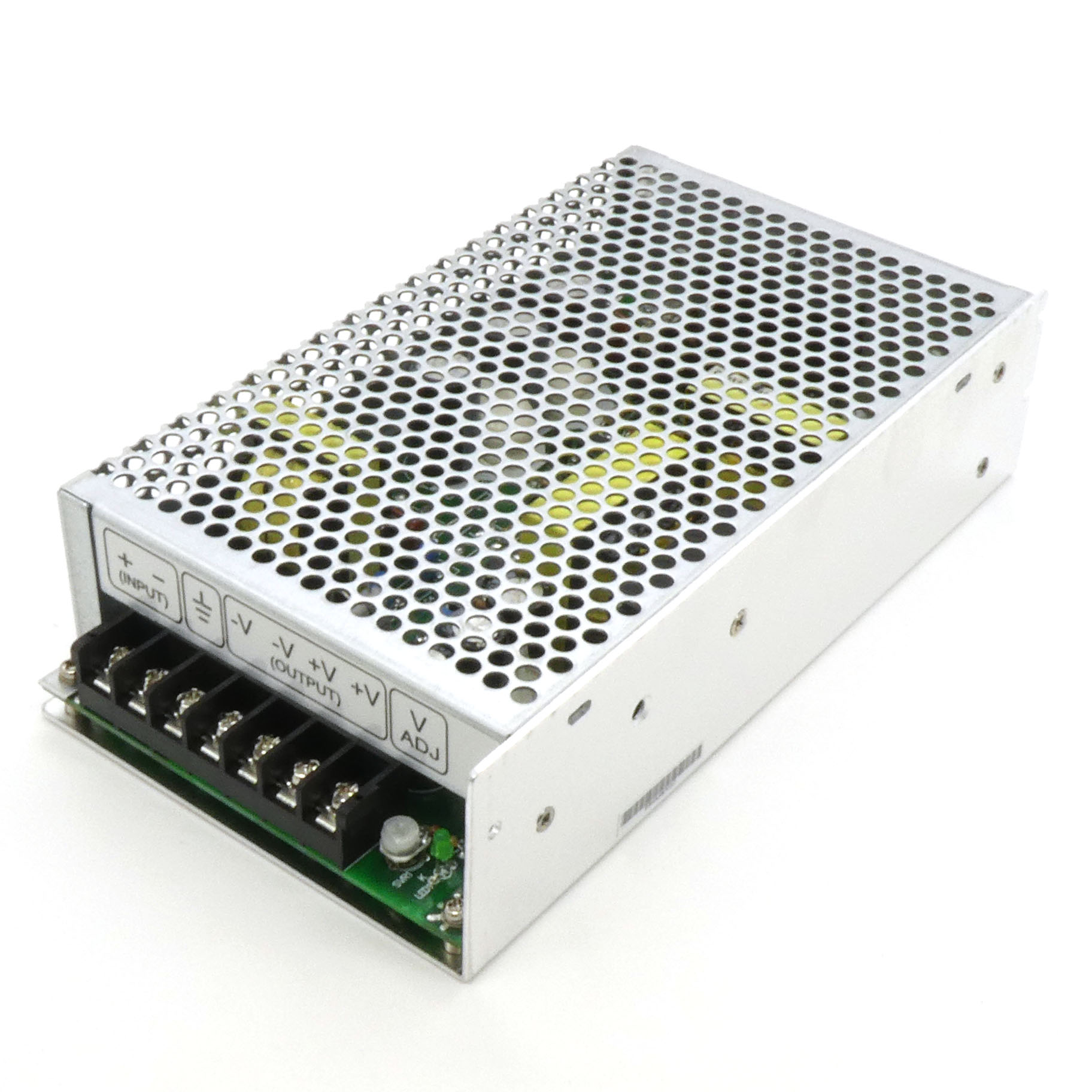 SD-150B-12 - DC-DC, 150Вт, Uвх=19 - 36В, Uвых=12В/12.5А, изоляция 1500В DC, рег. Вых=±10%Uном, в кожухе 199х110х50мм, -10°С…+60°С