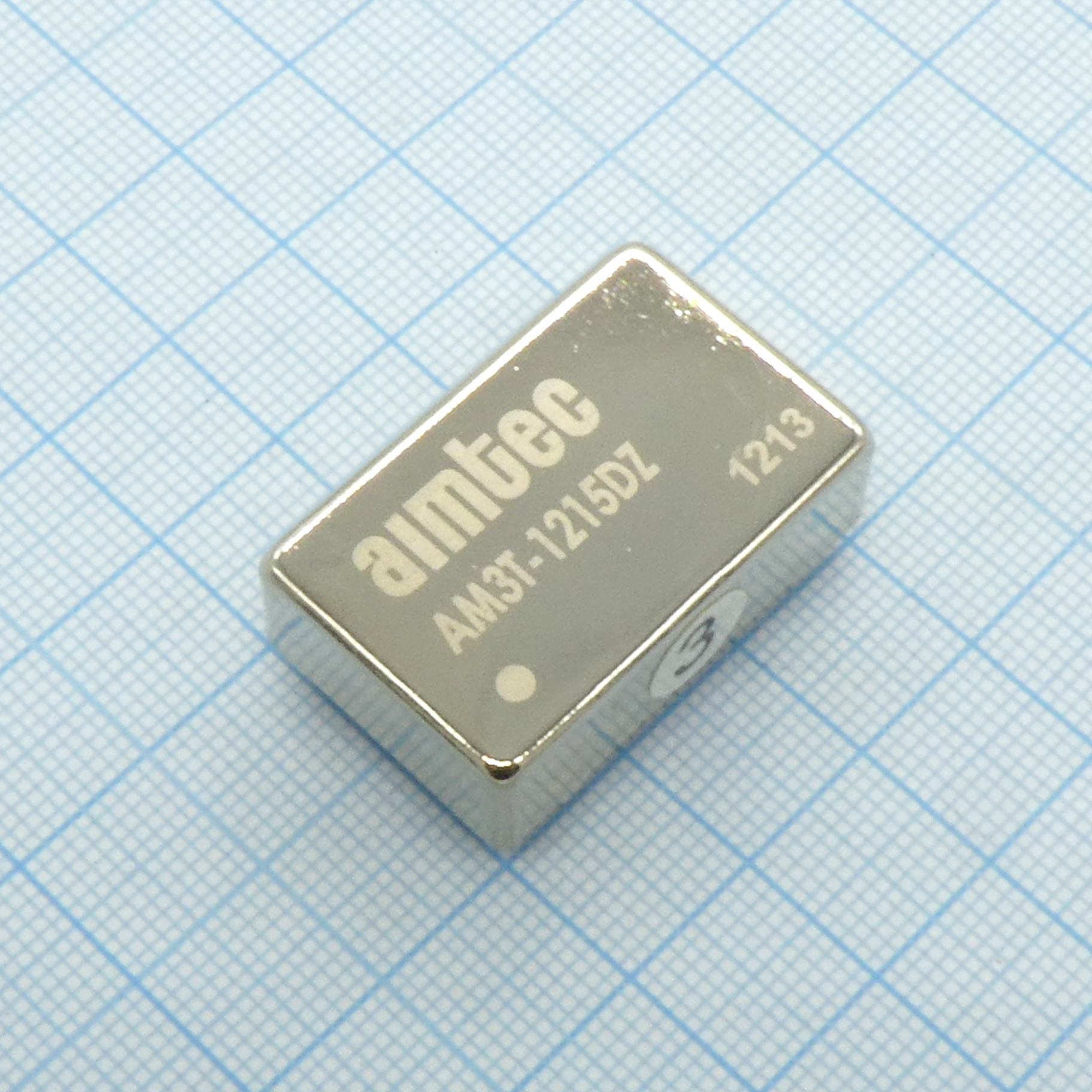 AM3T-1215DZ - DC/DC, 3Вт, вход 9…18В, выход ±15В/±0.1А, изоляция 1500В DC, КПД 80%, максимальная емкостная нагрузка не более ±22мкФ, DIP24, 31.75x20.32x10.16мм, -40…85°C, металл