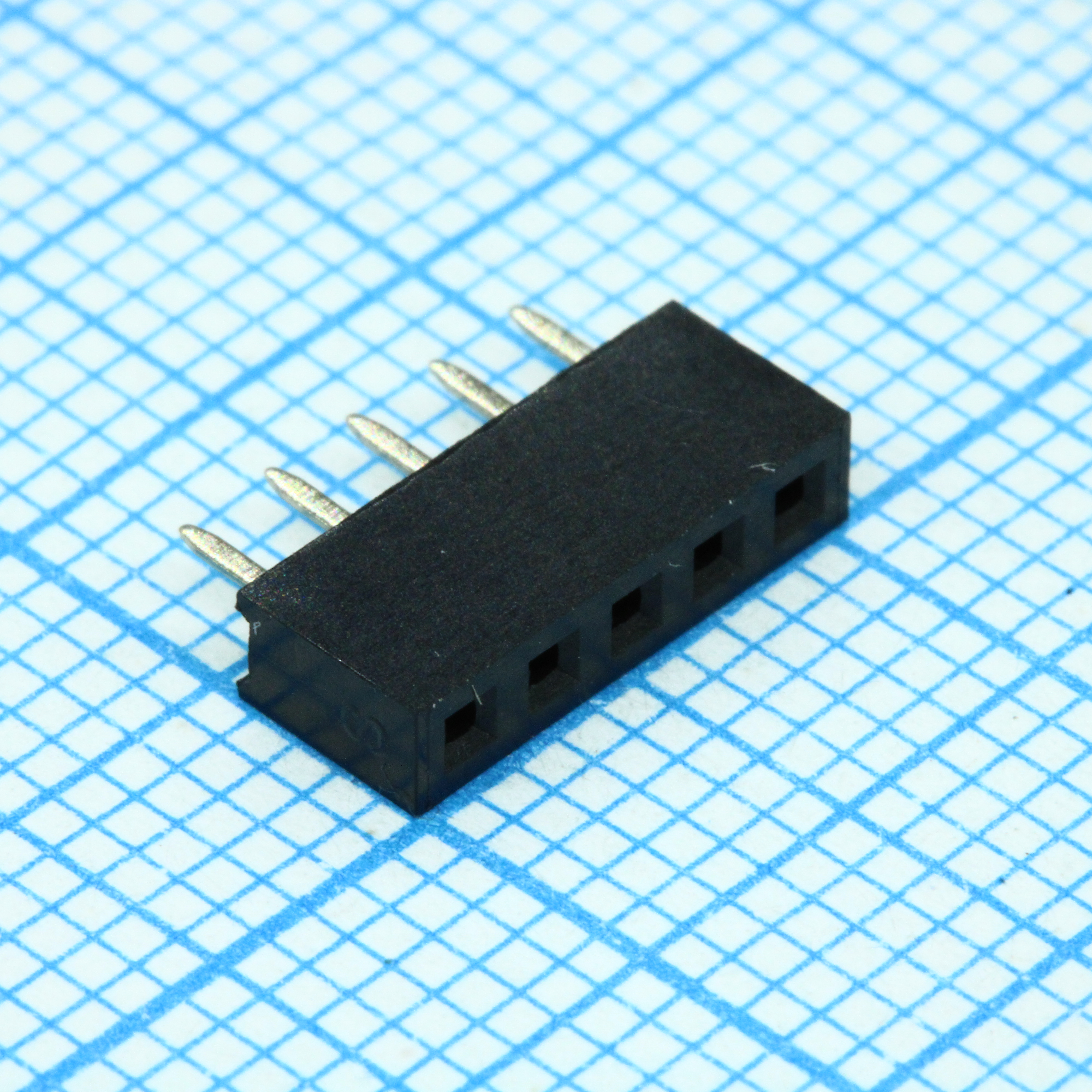 DS1026-01-1X5S8BV - Гнездо на плату 1х5 конт., шаг 2.00мм, высота 4.3мм, позолоч.