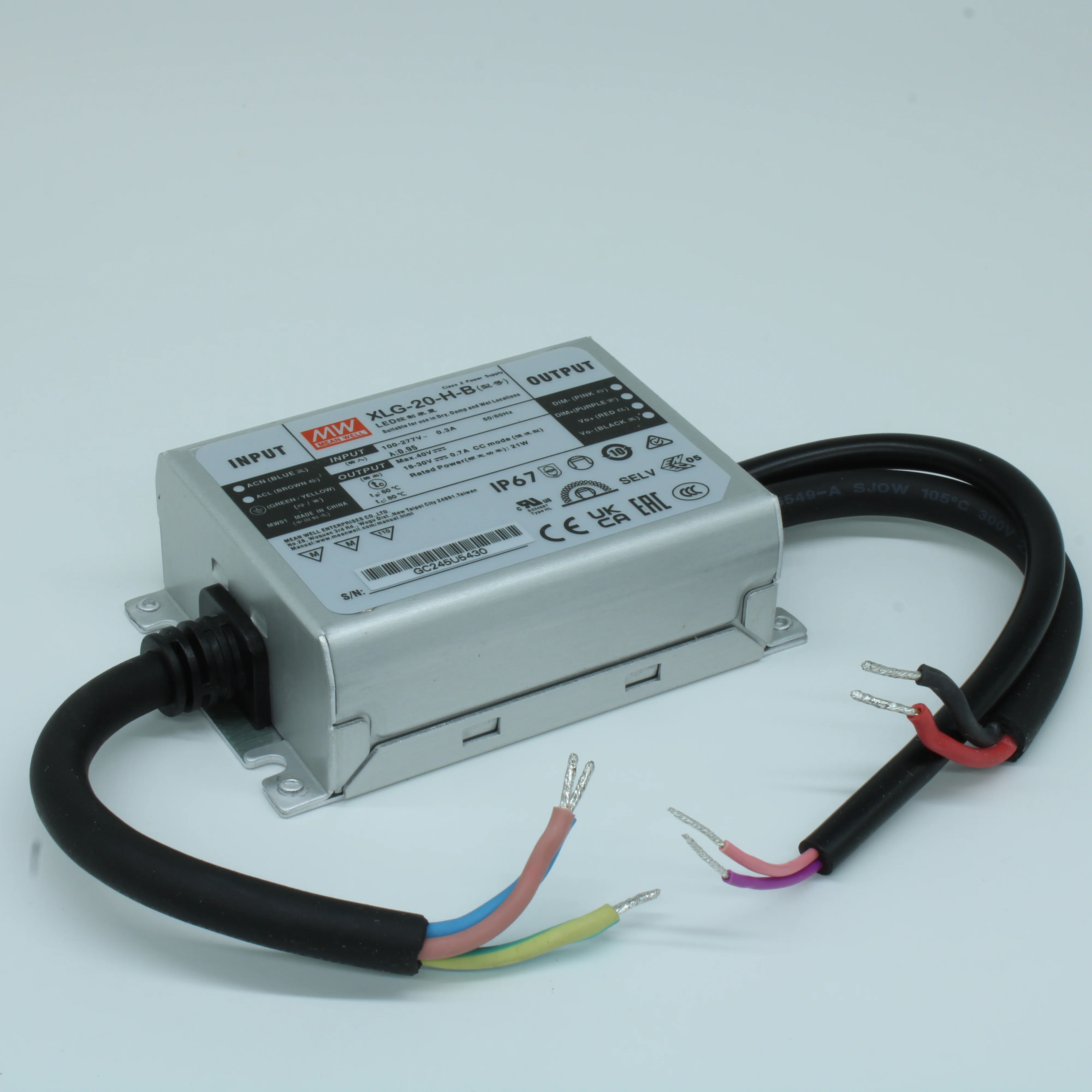 XLG-20-H-B - AC-DC, 21Вт, IP67, вход 90…305В AC, 47…63Гц, ККМ, выход 0.7А/18…30В, изоляция 3750В AC, в кожухе 95х63х30мм, -40…+80°С (корпус)
