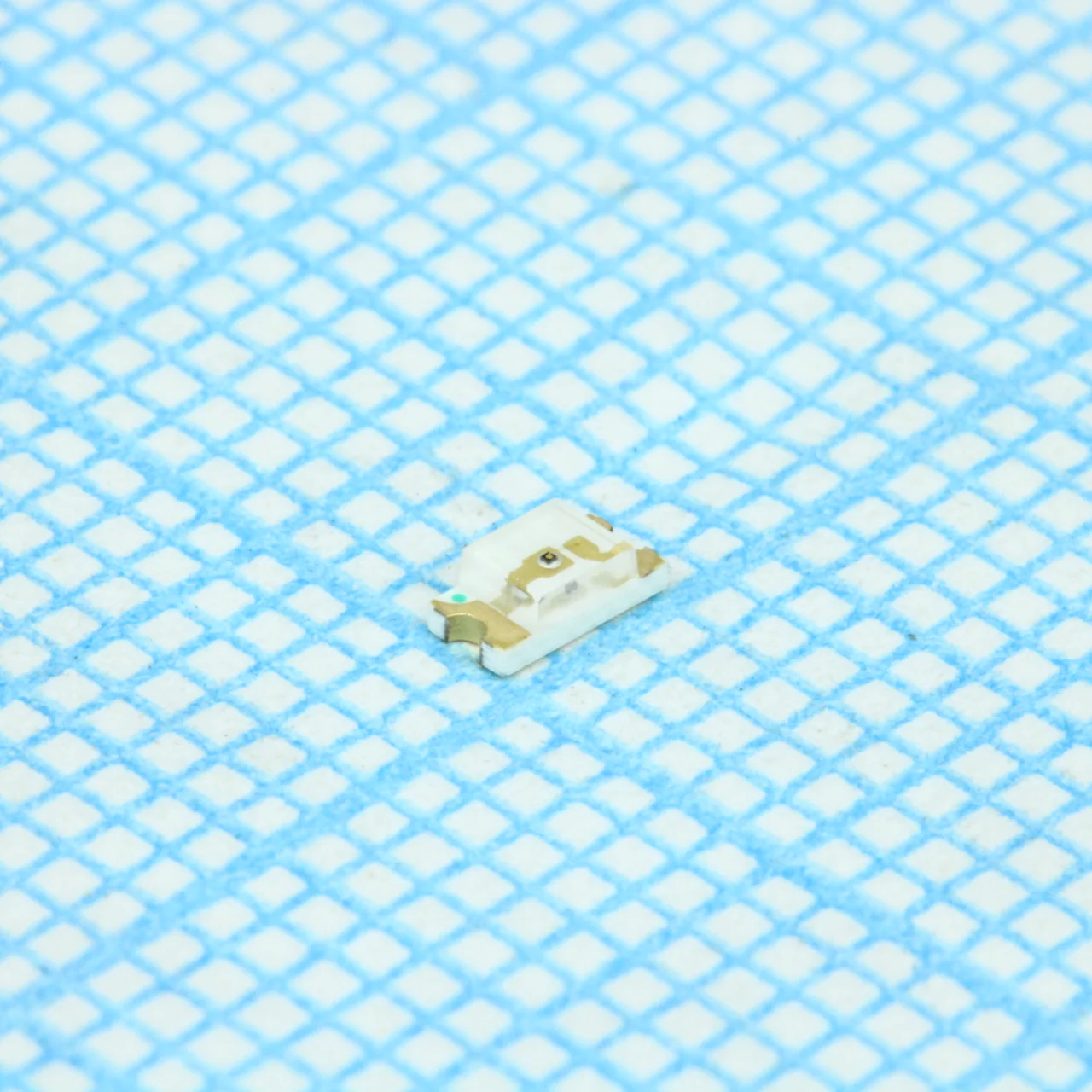 LG-150-8UG-CT - Светодиод smd 3,2х1,6мм/зеленый/568нм/18-70мкд/прозрачный/120°