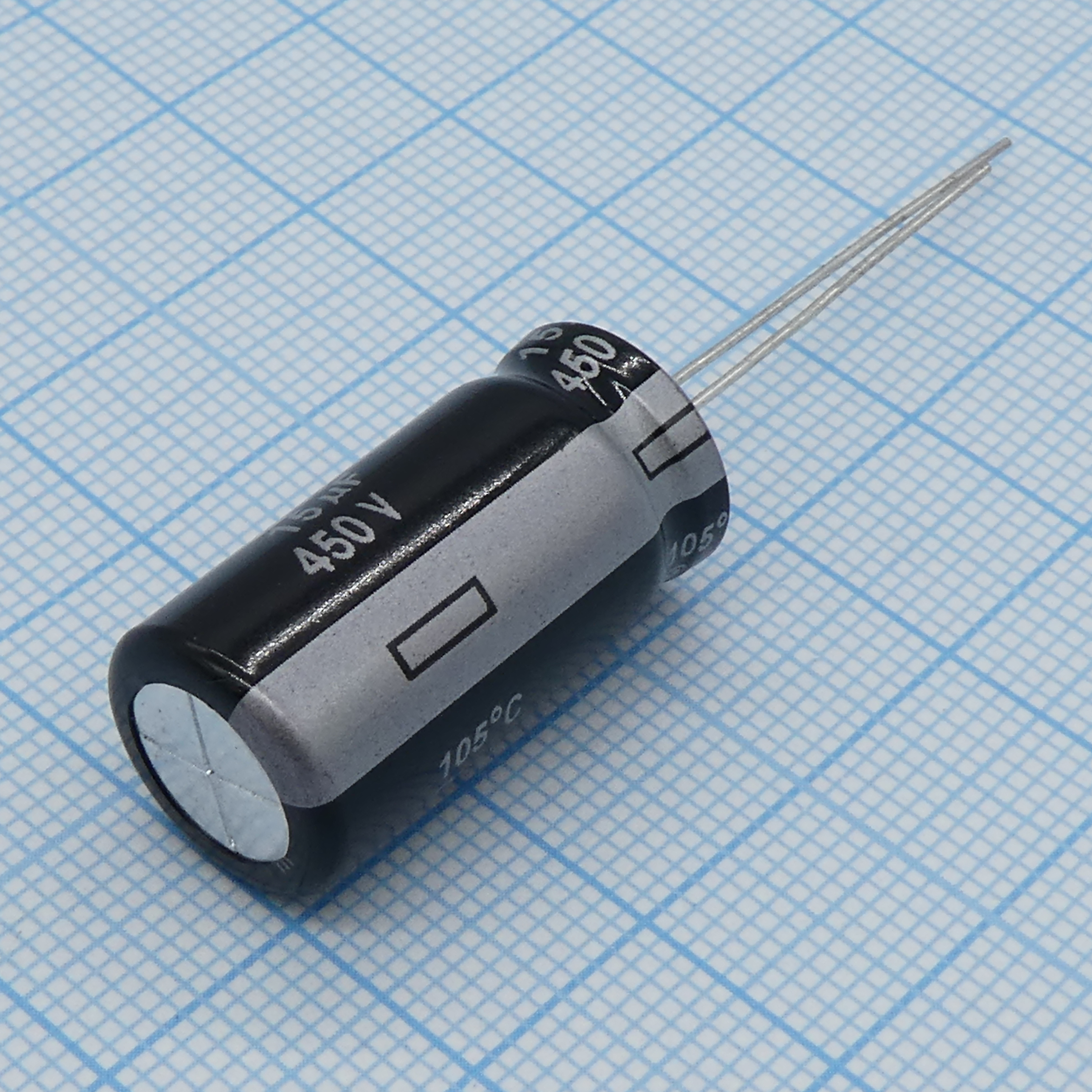 EEUEE2W150 - Конденсатор радиальный  15мкФ 450В ±20% 12.5*25 105° 10000 часов