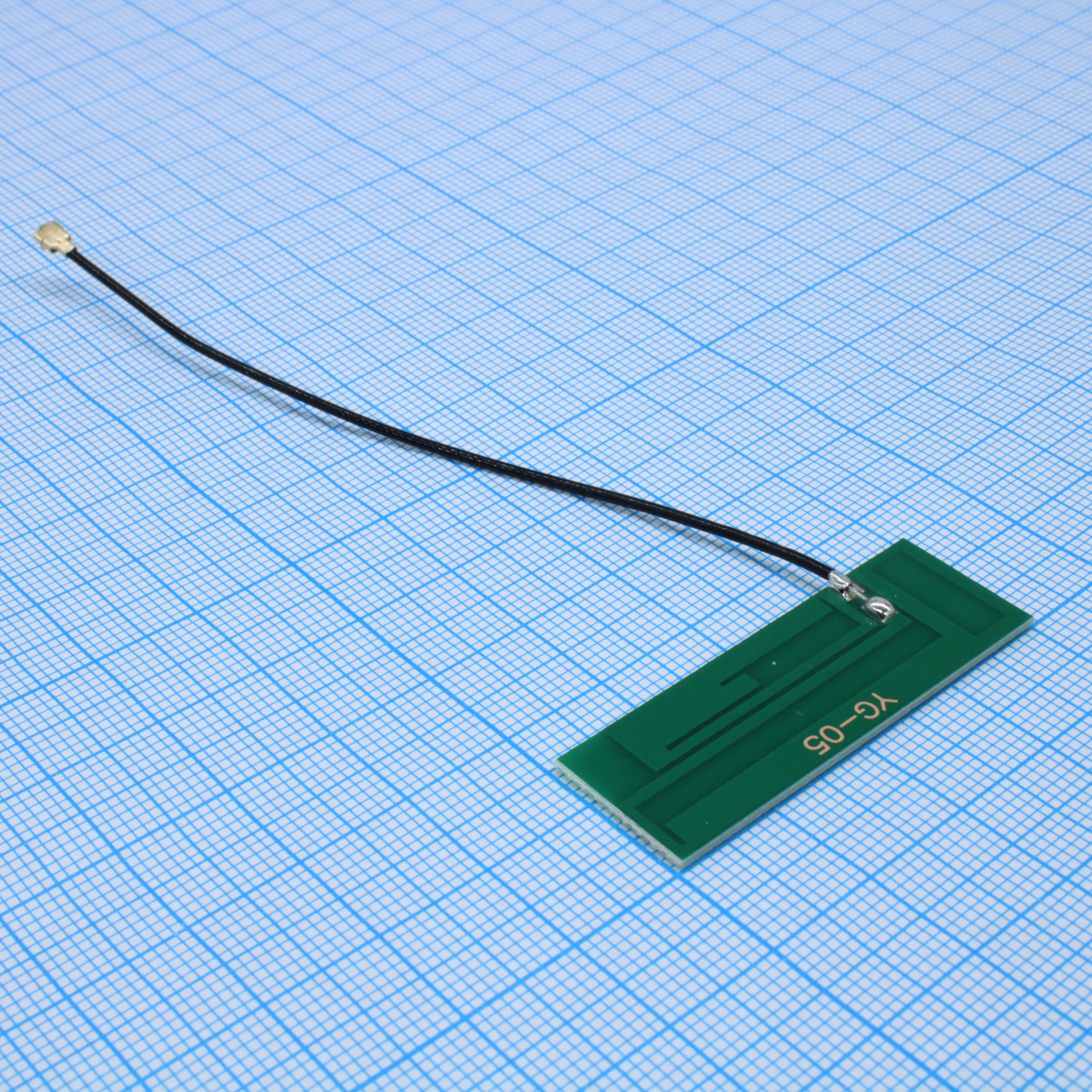 L-KLS1-GSM40X15-OD1.13-L100 - Антенна GSM 824-960/1710-1990/1920-2170МГц 2.15дБ 50Ом IPEX