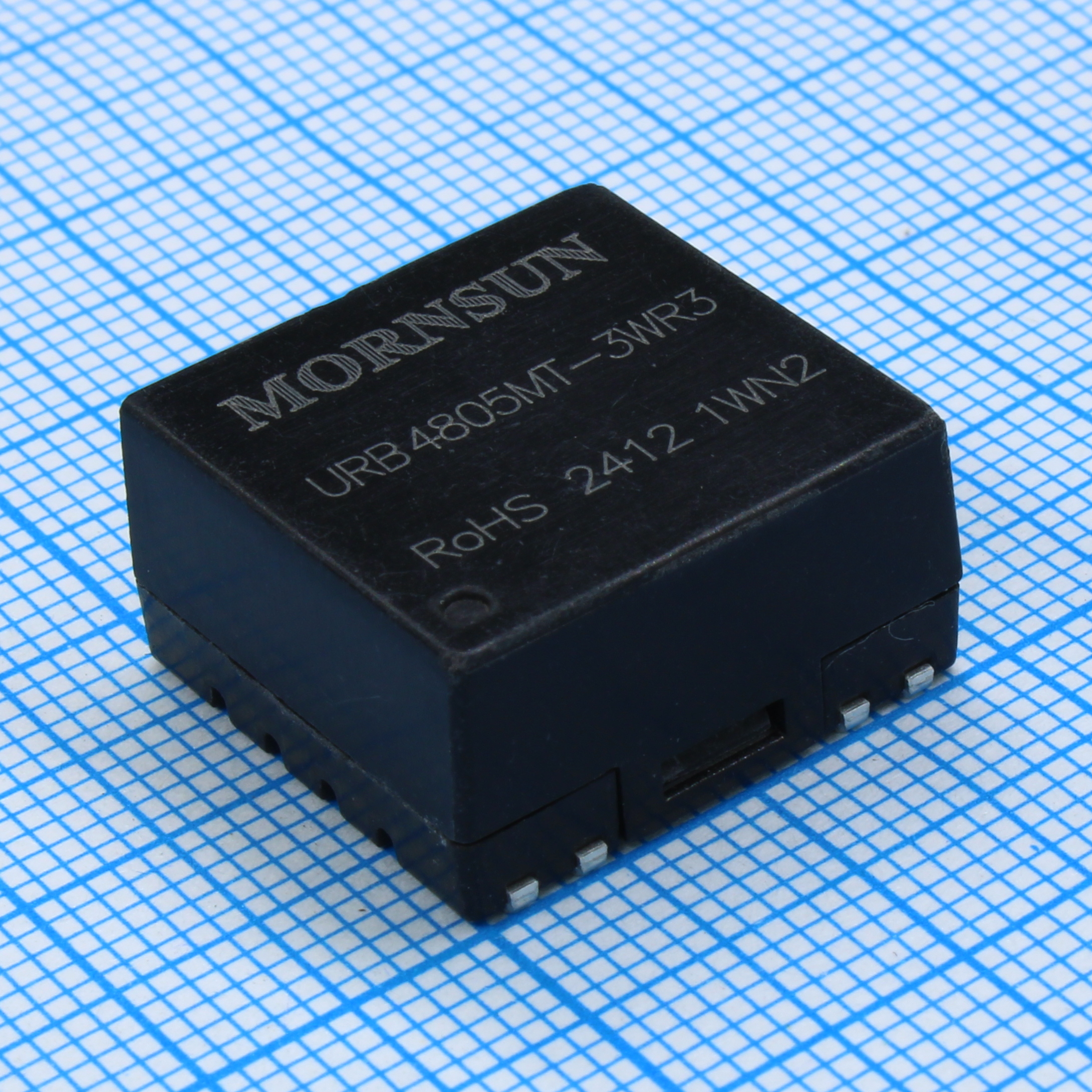 URB4805MT-3WR3 - Преобразователь DC/DC на печатную плату 3Вт вход 48В (18...75В) выход 5В/600мА КПД 84% -40°С...+85°С изоляция 1500В