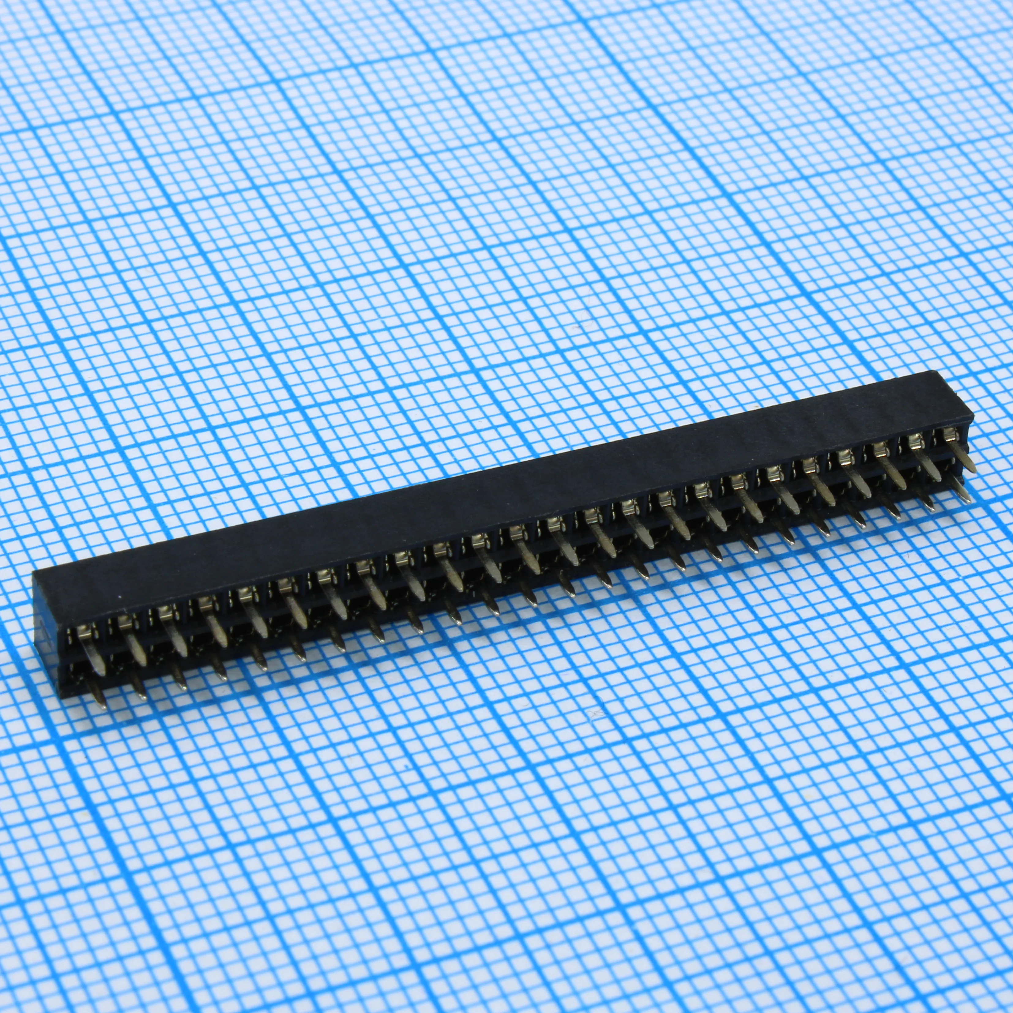 DS1026-05-2X24S8BV - Гнездо на плату 2x24 конт., шаг 2.00мм, высота 4.3мм, позолоч.
