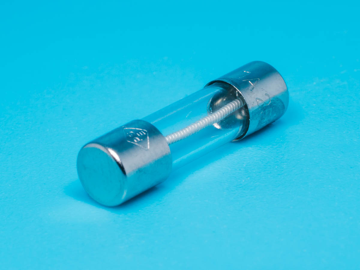 FS-52GT-1.0/250 - Предохранитель 5х20мм, стеклянный, с задержкой, 1А/250В (GSL)