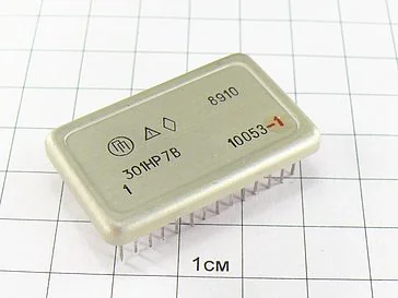 Микросхема 301НР7-1