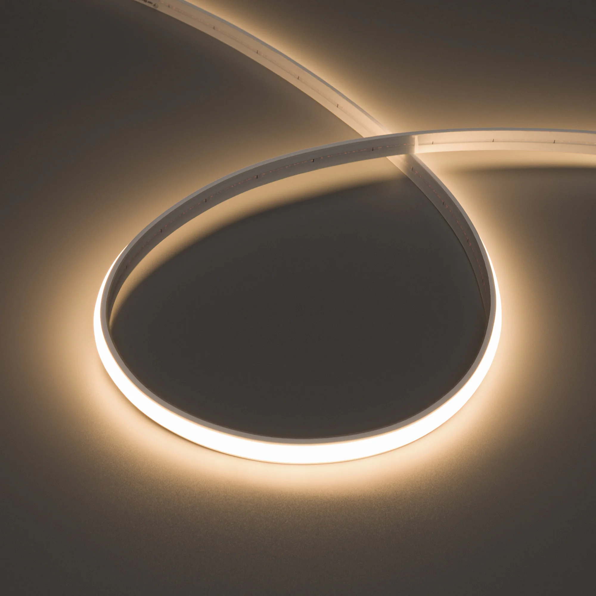 Лента герметичная MOONLIGHT-TOP-M280-10x5mm 24V Warm3000 (15 W/m, IP65, 5m, wire x1) 041522 - Гибкая герметичная лента (неон серии MOONLIGHT), сечение 10х5 мм. Светодиоды SMD 2216 280 шт/м. Цвет свечения ТЁПЛЫЙ БЕЛЫЙ (3000 К), индекс цветопередачи CRI>90,