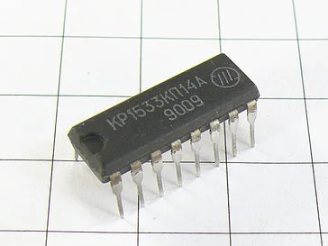 Микросхема КР1533КП14А