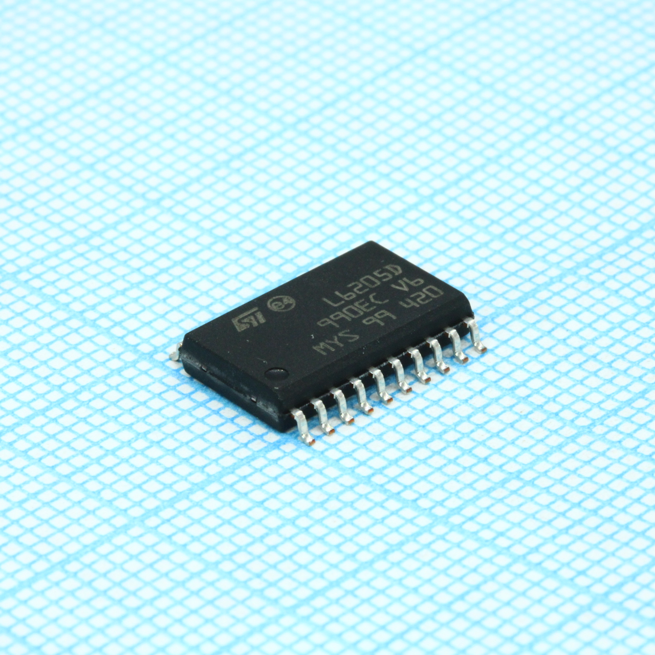 L6205D - Двухмостовой драйвер