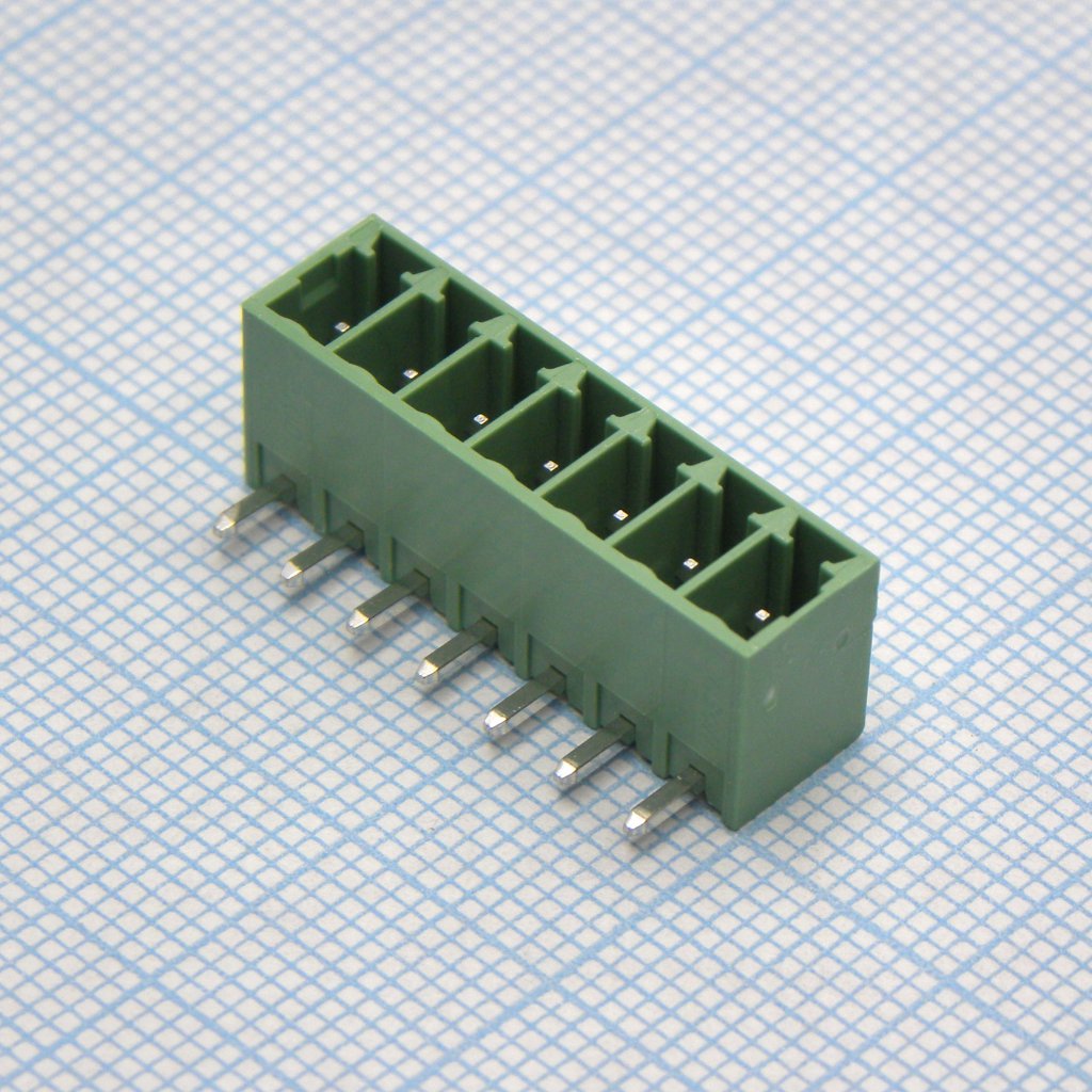 15EDGRC-3.5-07P-14-00A(H) - Разъемный клеммный блок на плату, 7 контактов. Серия 15EDGRC-3.5