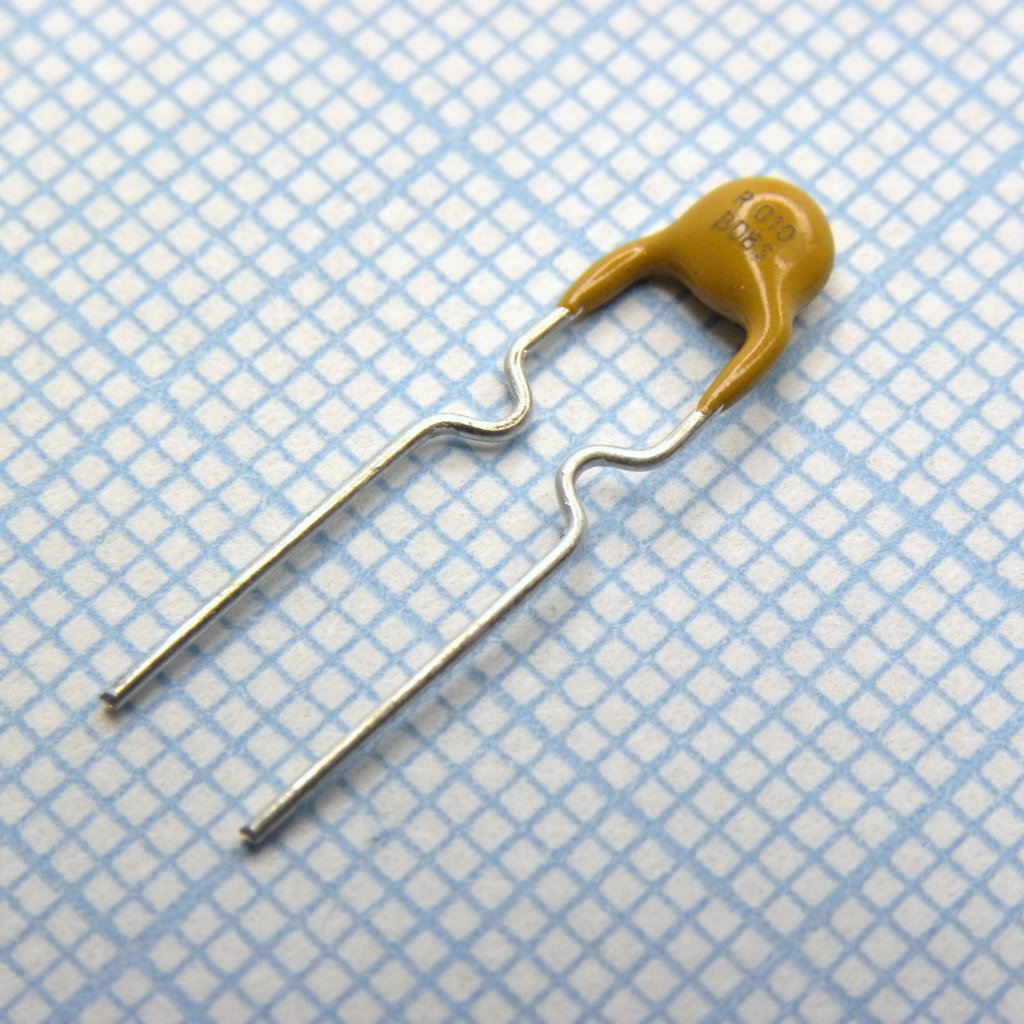 MF-R010 - Самовосстанавливающийся предохранитель PTC 0.1A(hold) 0.2A(trip) 60V 40A 0.38W 4s 2.5Ohm Radial 7.4 X 3.1mm Bulk