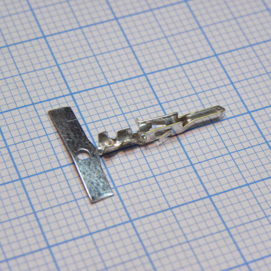 39000048 - Контакт, Mini-Fit® Jr.™, Серия 5558, Штырь, Обжим, 22-28AWG лента