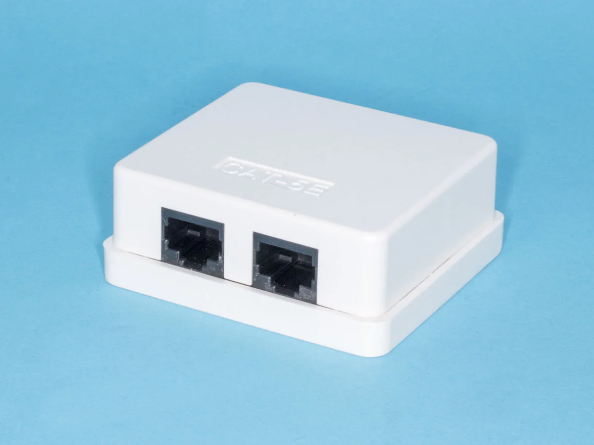 TJC2-5K - Розетка RJ-45 кат. 5е, двойная, тип KRONE, белая