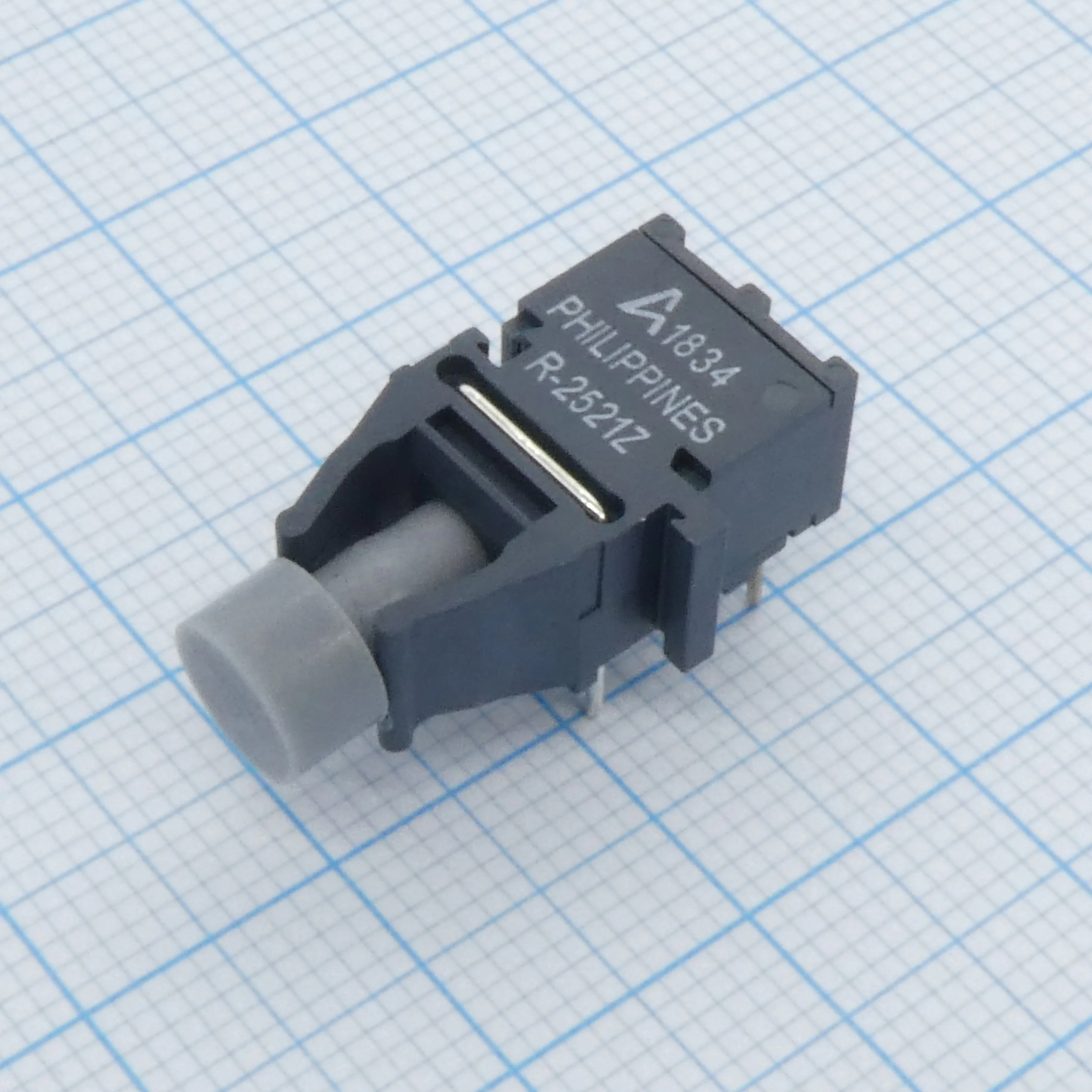 HFBR-2521Z - Оптоволоконный приёмник 5 МБод; 600 Нм; -40...+85 С
