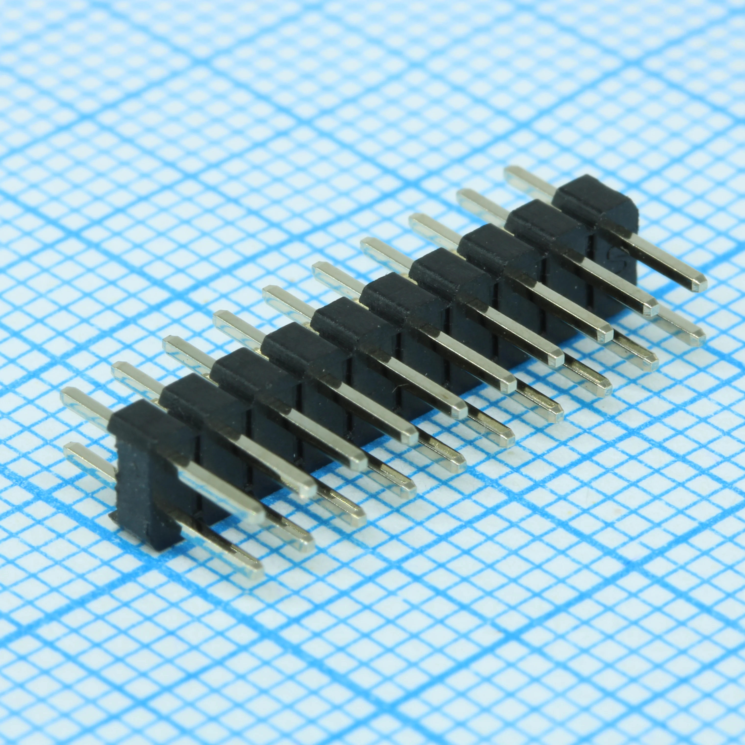 DS1025-05-2X10P8BV1-B - Соединитель штыревой, вилка на плату 2х10 контактов шаг 2мм