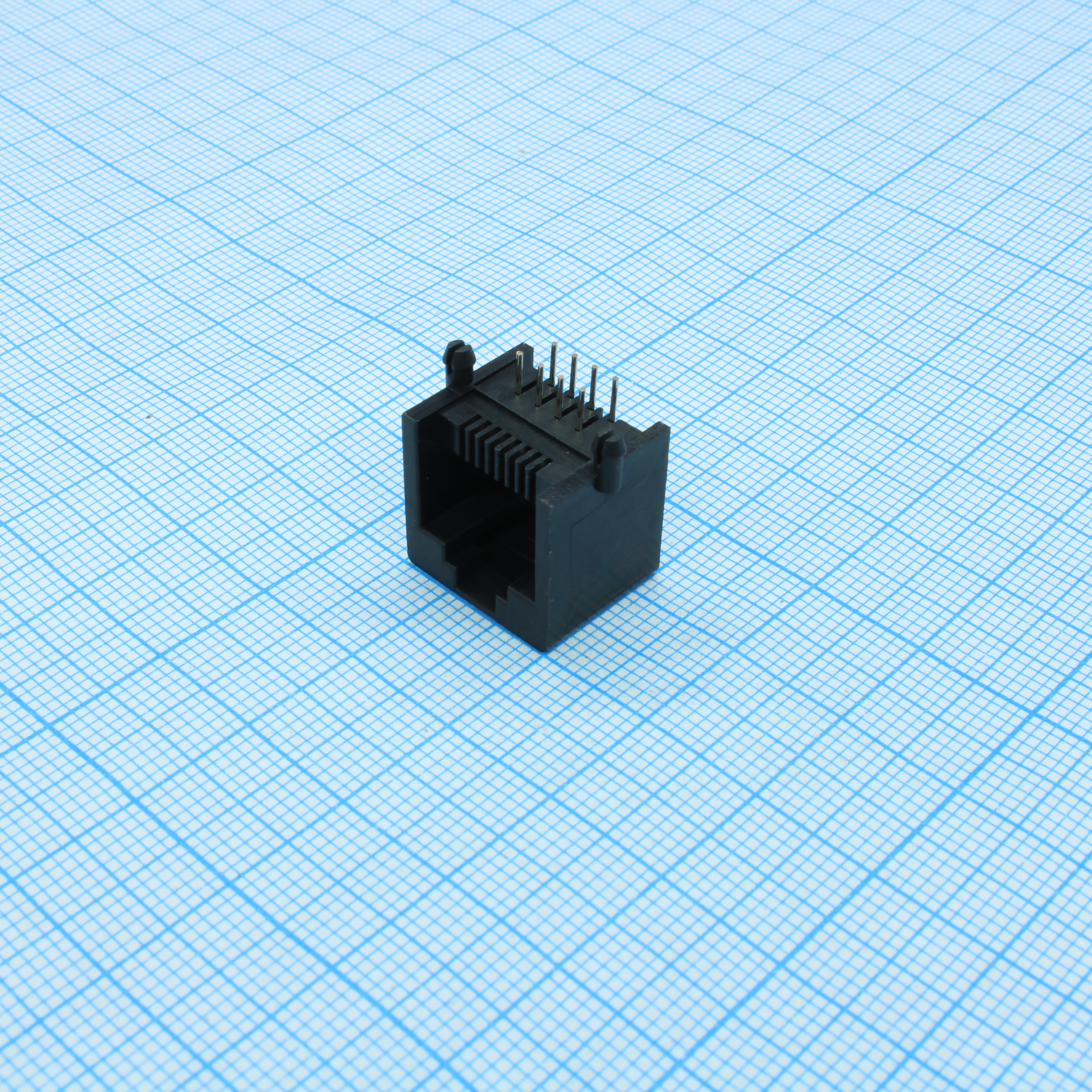 DS1134-S80BPX - Розетка 8P8C (RJ45) на плату угловая, с ушами, цвет черный