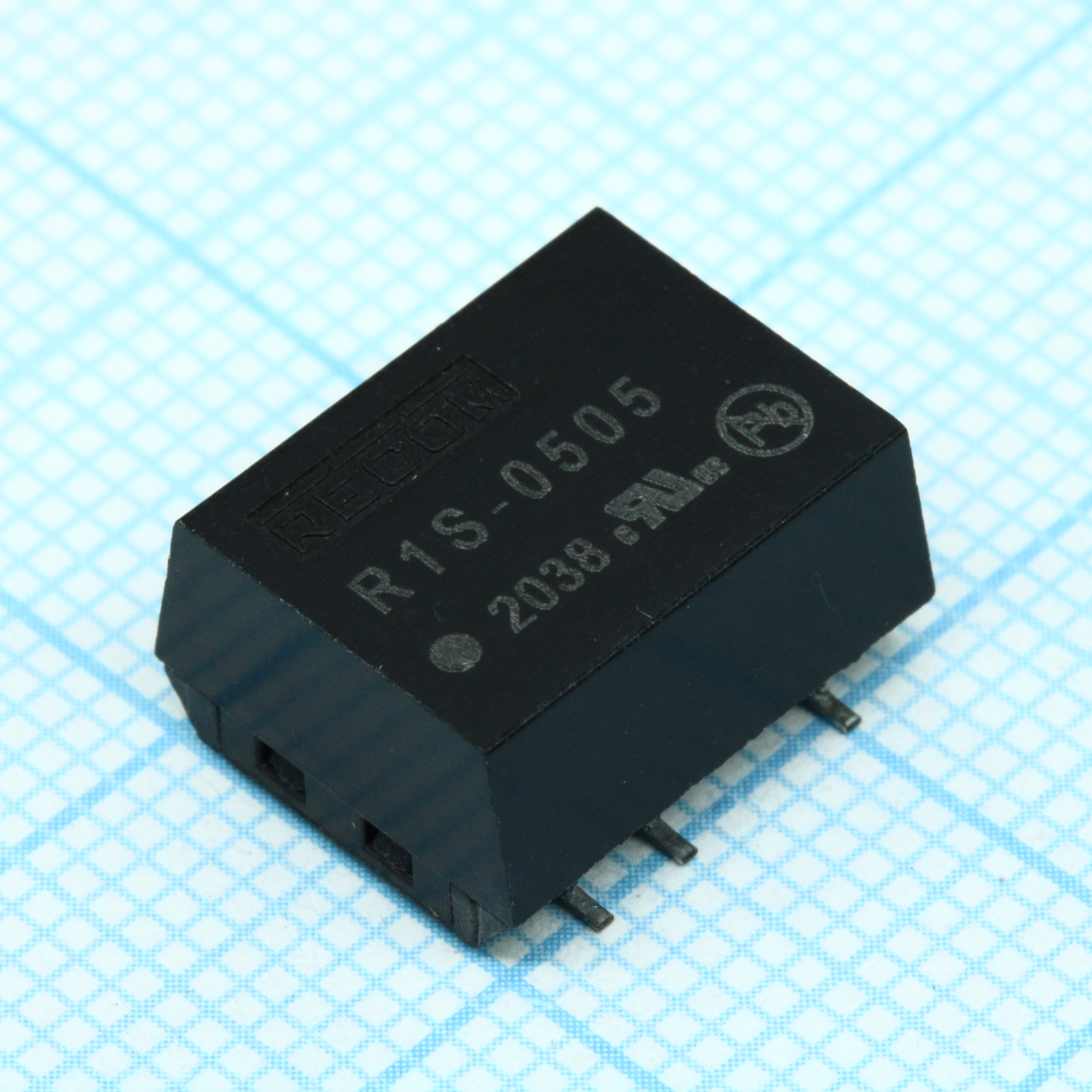 R1S-0505 - Преобразователь DC/DC вход 5В выход 5В 0.2A 1Вт для поверхностного монтажа туба
