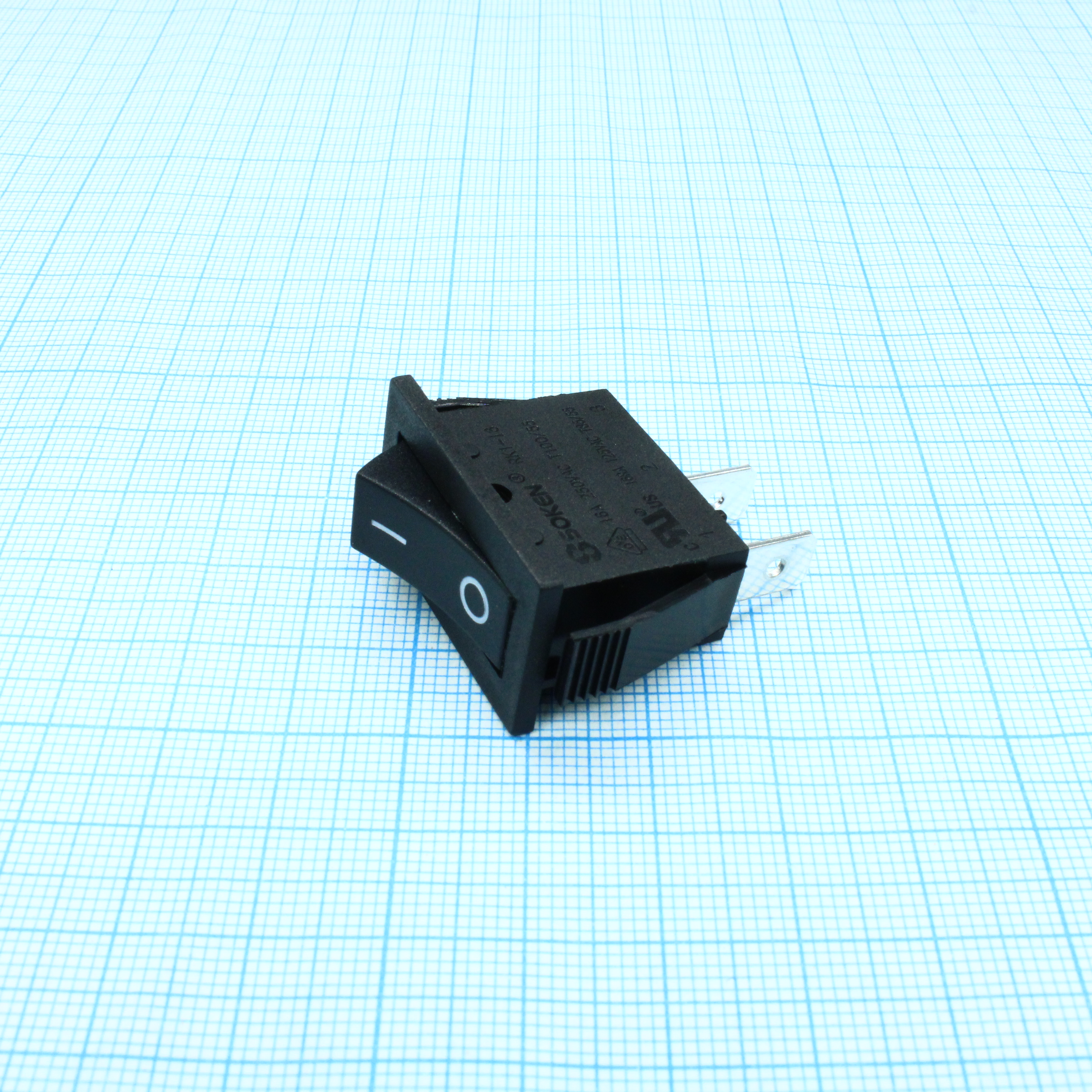 RK1-16 1X1 B/B"0-" - Выключатель клавишный ON-OFF без подсветки цвет корпуса (черный) цвет кнопки (черный)