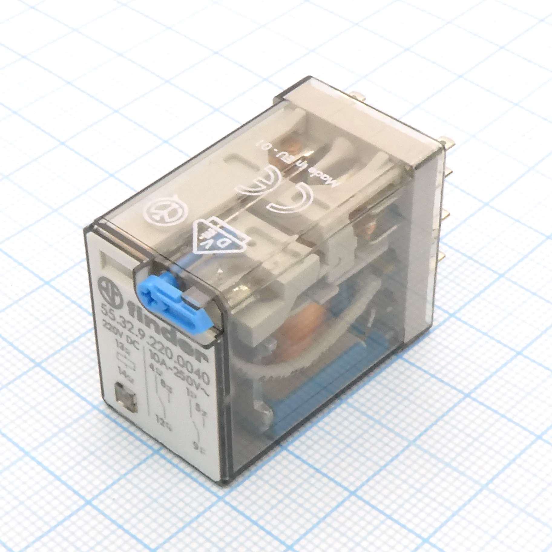 55.32.9.220.0040 - Миниатюрное универсальное электромеханическое реле; монтаж в розетку; 2CO 10A; контакты AgNi; катушка 220B DC; степень защиты RTI; опции: кнопка тест + мех.индикатор