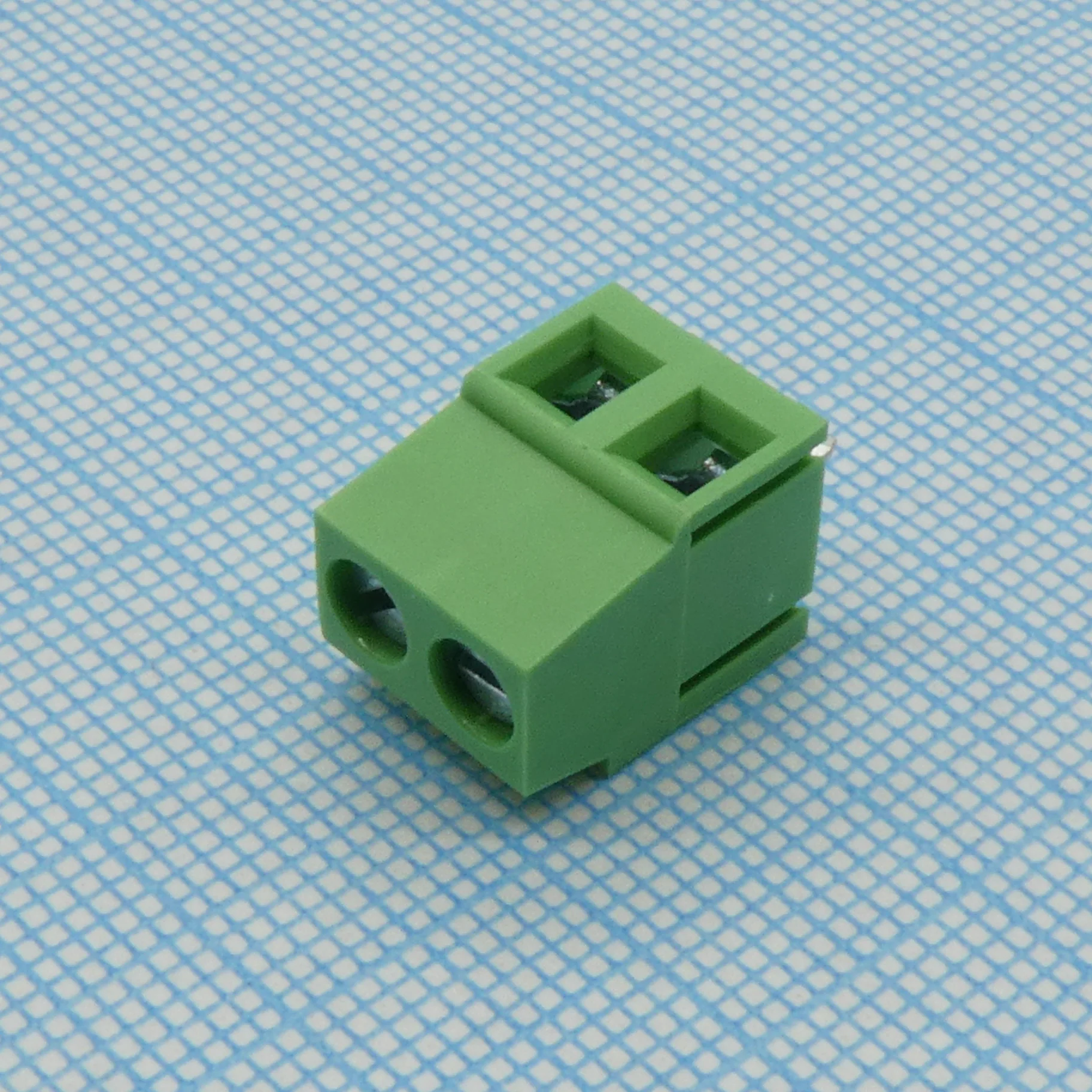EK500V-02P - Клеммник на плату, 2 контакта, шаг 5мм