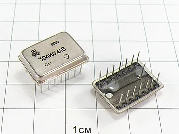 Микросхема 304ИД4АВ