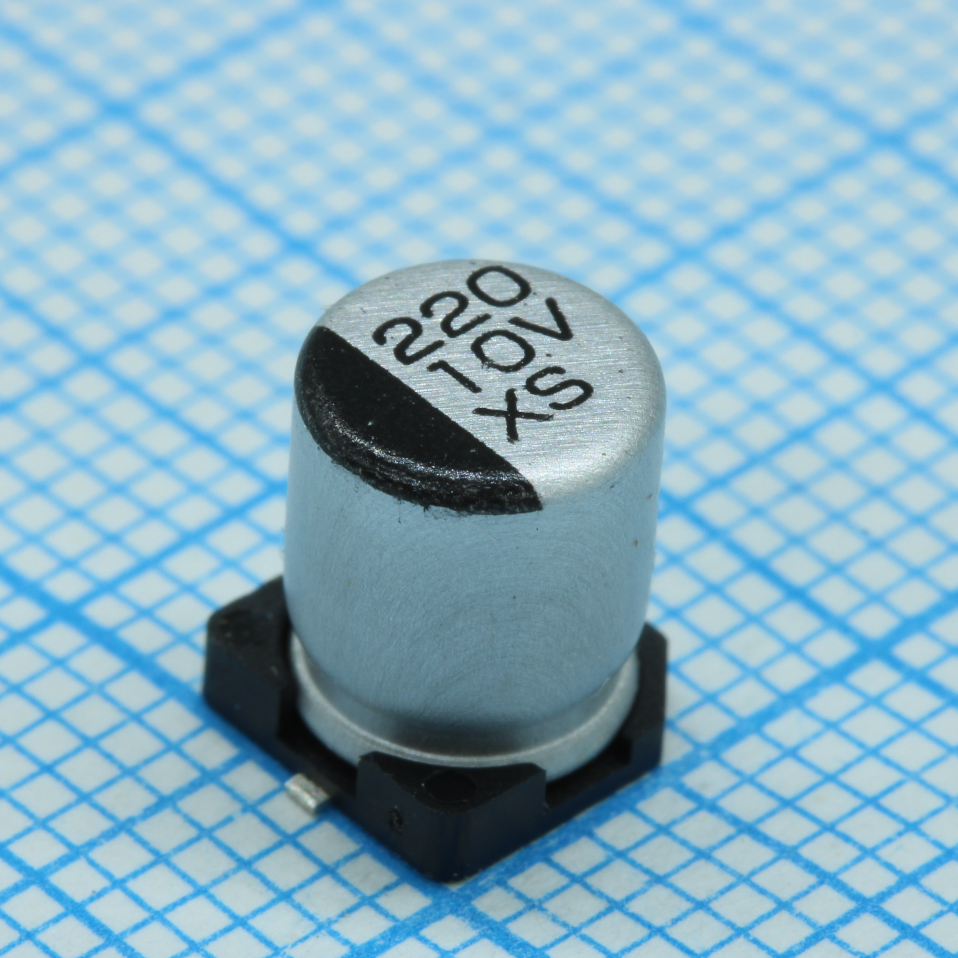 TS13C01A221MGT000R - Конденсатор алюминиевый электролитический SMD 220мкФ 10В ±20% (6.3х7.7)мм 88мА 2000час 85°C лента на катушке