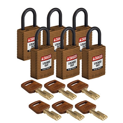 gws150214 - Замки SafeKey нейлоновые компактные, нейлоновая дужка, высота дужки – 25 мм, диаметр дужки – 4.3 мм, нейлоновый корпус, размеры корпуса – 43х32х19 мм, цвет – коричневый, 6 шт/упак