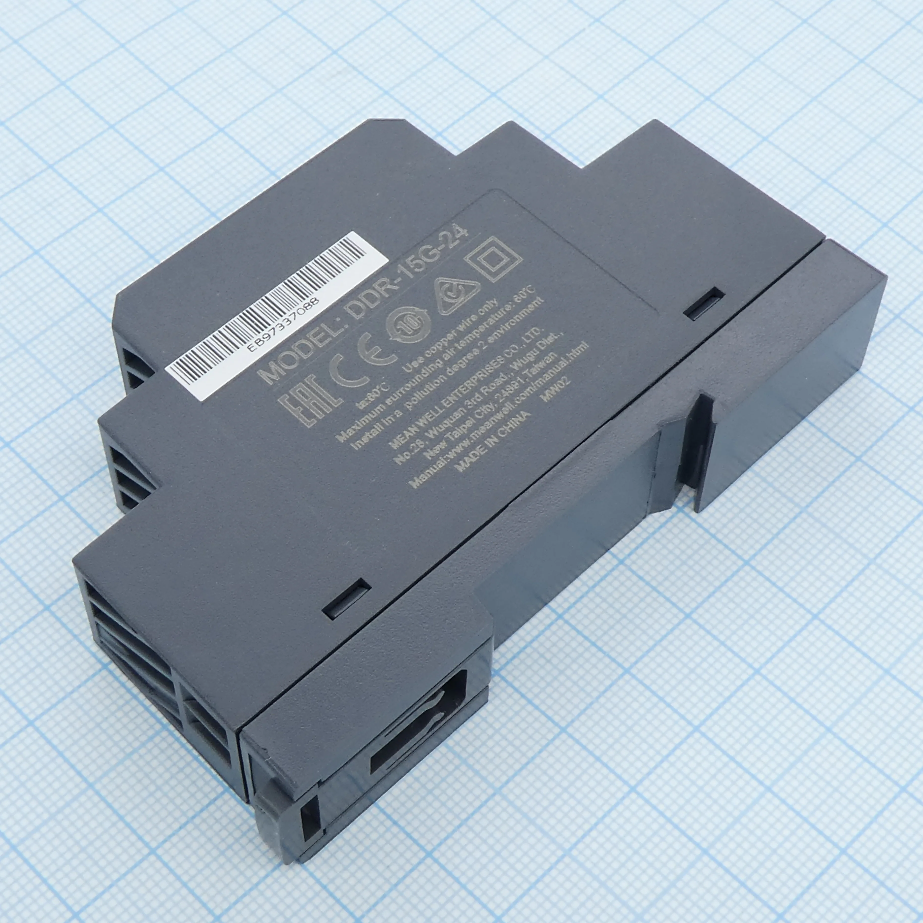 DDR-15G-24 - DC-DC, 15Вт, вход 9…36 В DC, выход 24В/0.63А, изоляция 4000В DC, в кожухе на DIN-рейку, 17.5х90х54.5мм, -40...+85°С