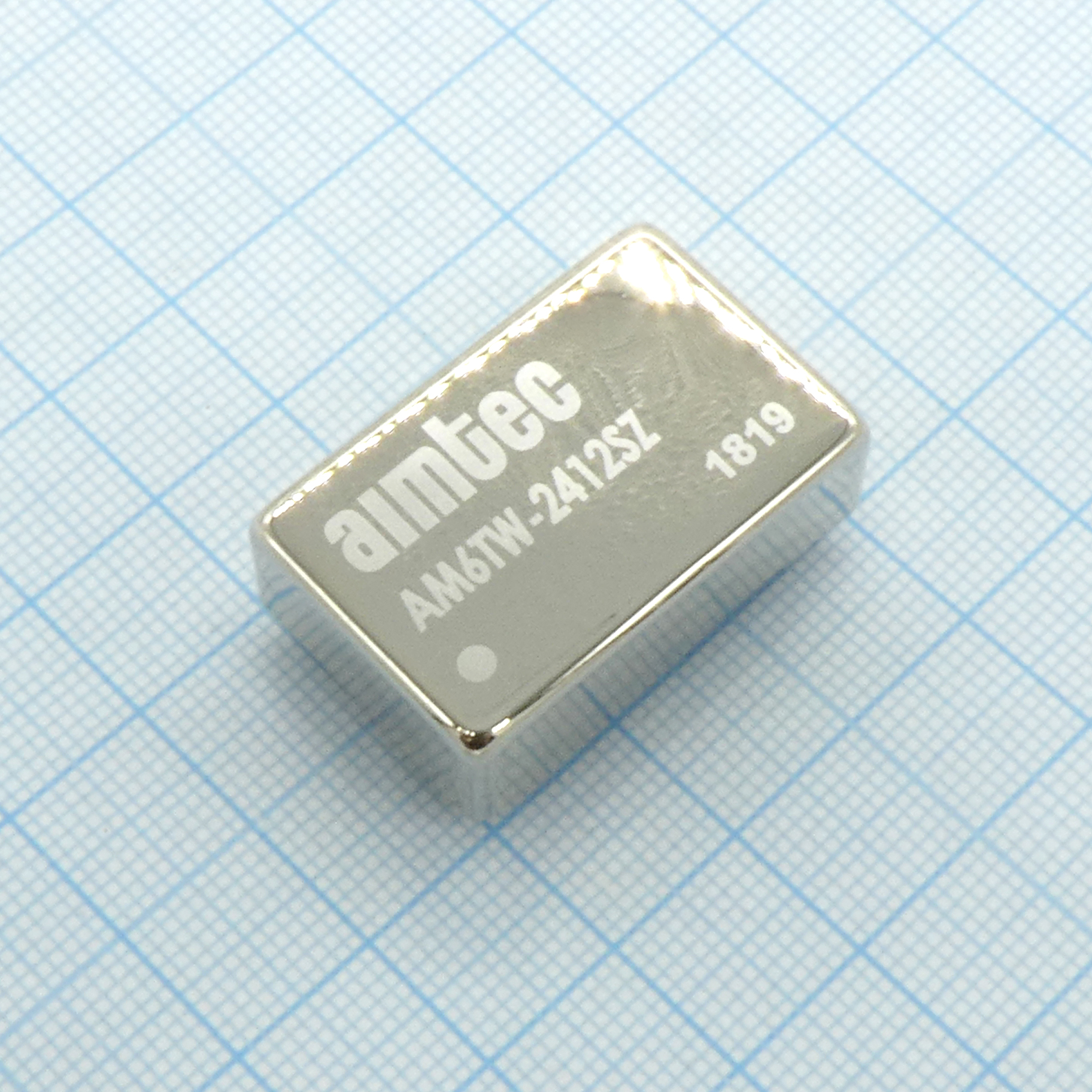 AM6TW-2412SZ - DC/DC, 6Вт, вход 9…36В, выход 12В/0.5А, изоляция 1500В DC, КПД 82%, максимальная емкостная нагрузка не более 330мкФ, DIP24, 31.75x20.32x10.16мм, -40…85°C, металл