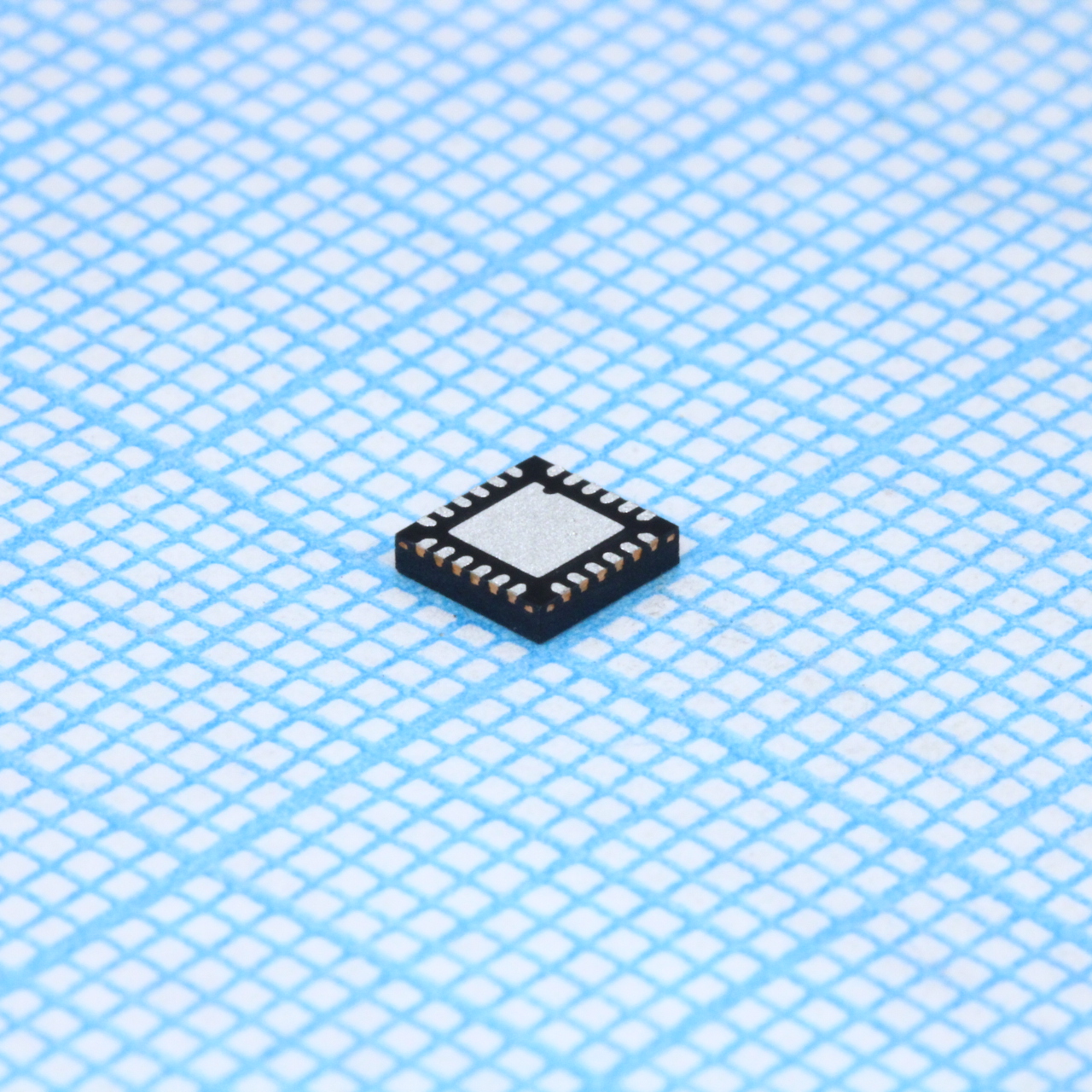 LAN8742AI-CZ-TR - Приемопередатчик ETHERNET 24QFN