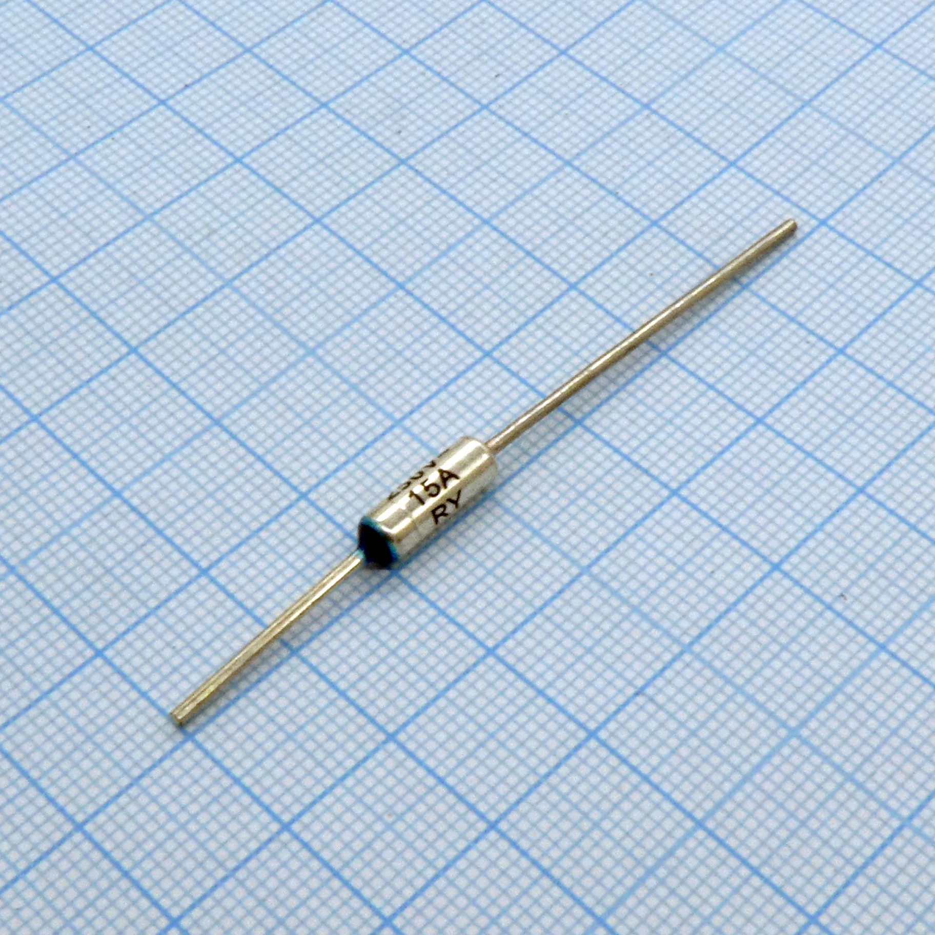 Therm.Fuse TZD-139°(15A) - Термопредохранитель аксиальный 139°(15A)
