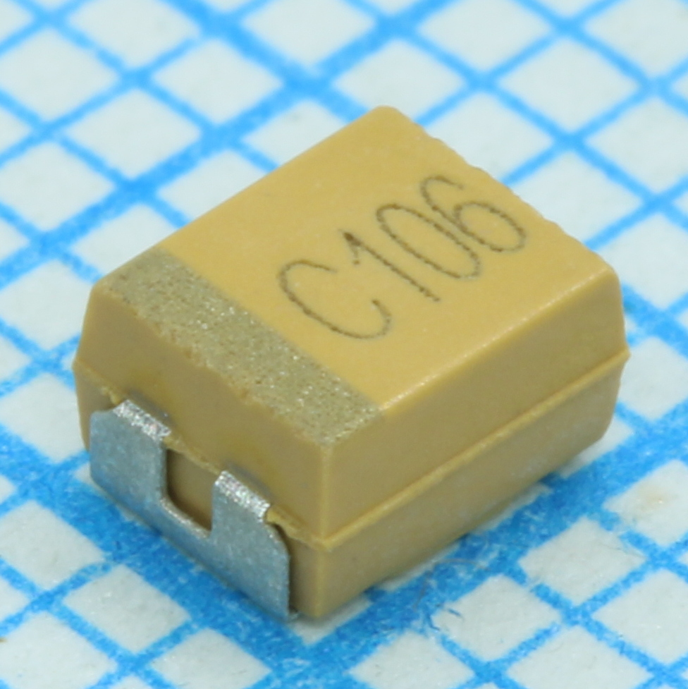 TPSB226M010R0700 - Конденсатор танталовый твердотельный 22мкФ 10В B корпус ±20% (3.5 X 2.8 X 1.9мм) выводы внутрь для поверхностного монтажа 3528-21 0.7Ом 125°C лента на катушке