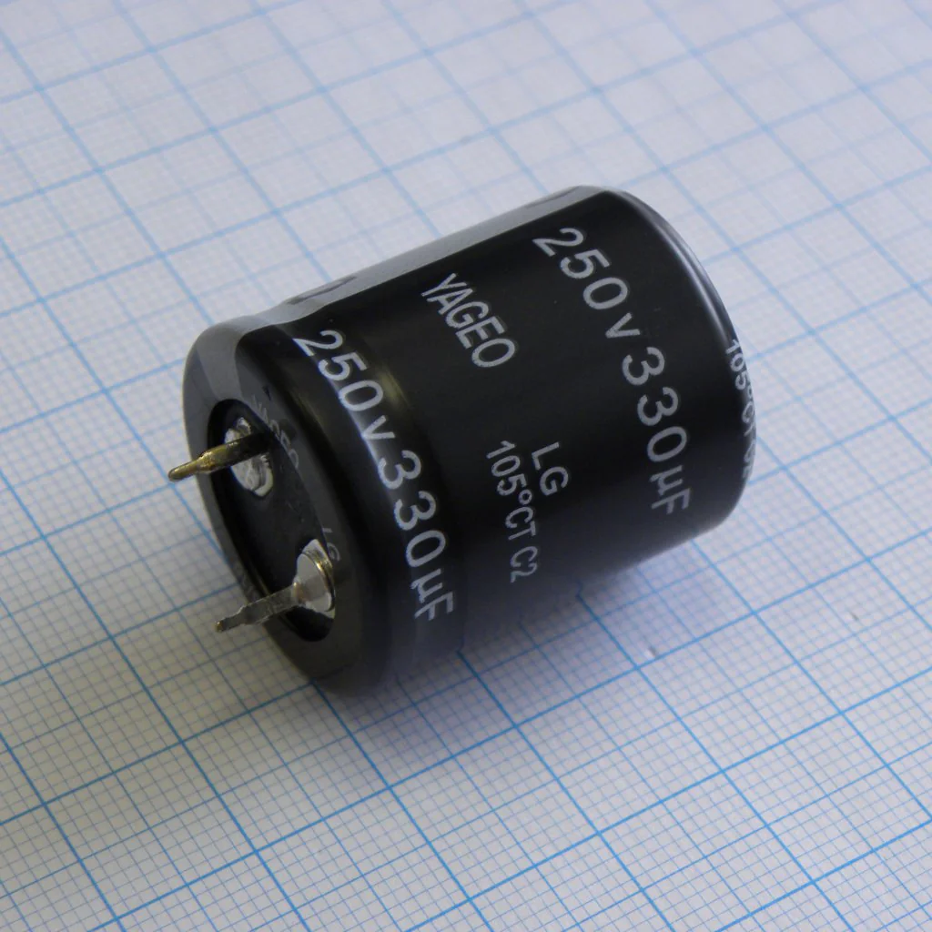 LG250M0330BPF-2530 - С защёлкиваемыми выводами 250V  330uF ±20%, стандартные, 2000часов, -20...+105°С