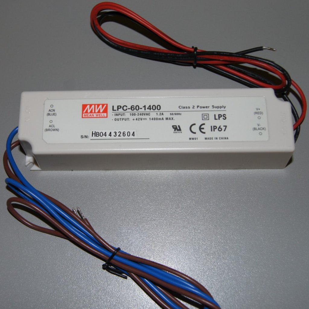 LPC-60-1400 - AC-DC, 58.8Вт, стабилизация тока, IP67, вход 90…264В AC, выход 1400мА/9…42В, изоляция 3000В AC, в кожухе 162х42х30мм, -30…+70°С