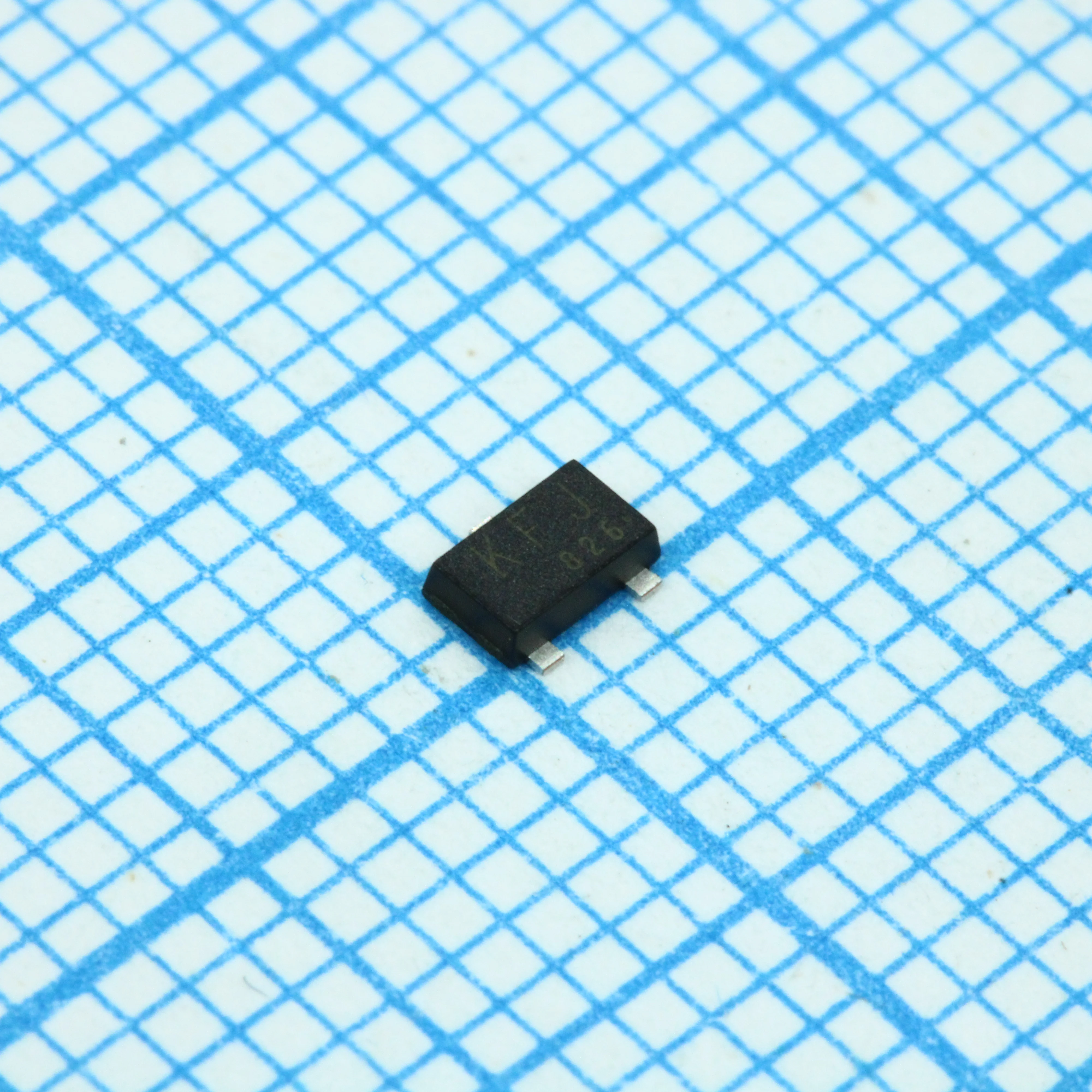 SSM3J332R,LF(T - Транзистор полевой MOSFET P-канальный 30В 6A